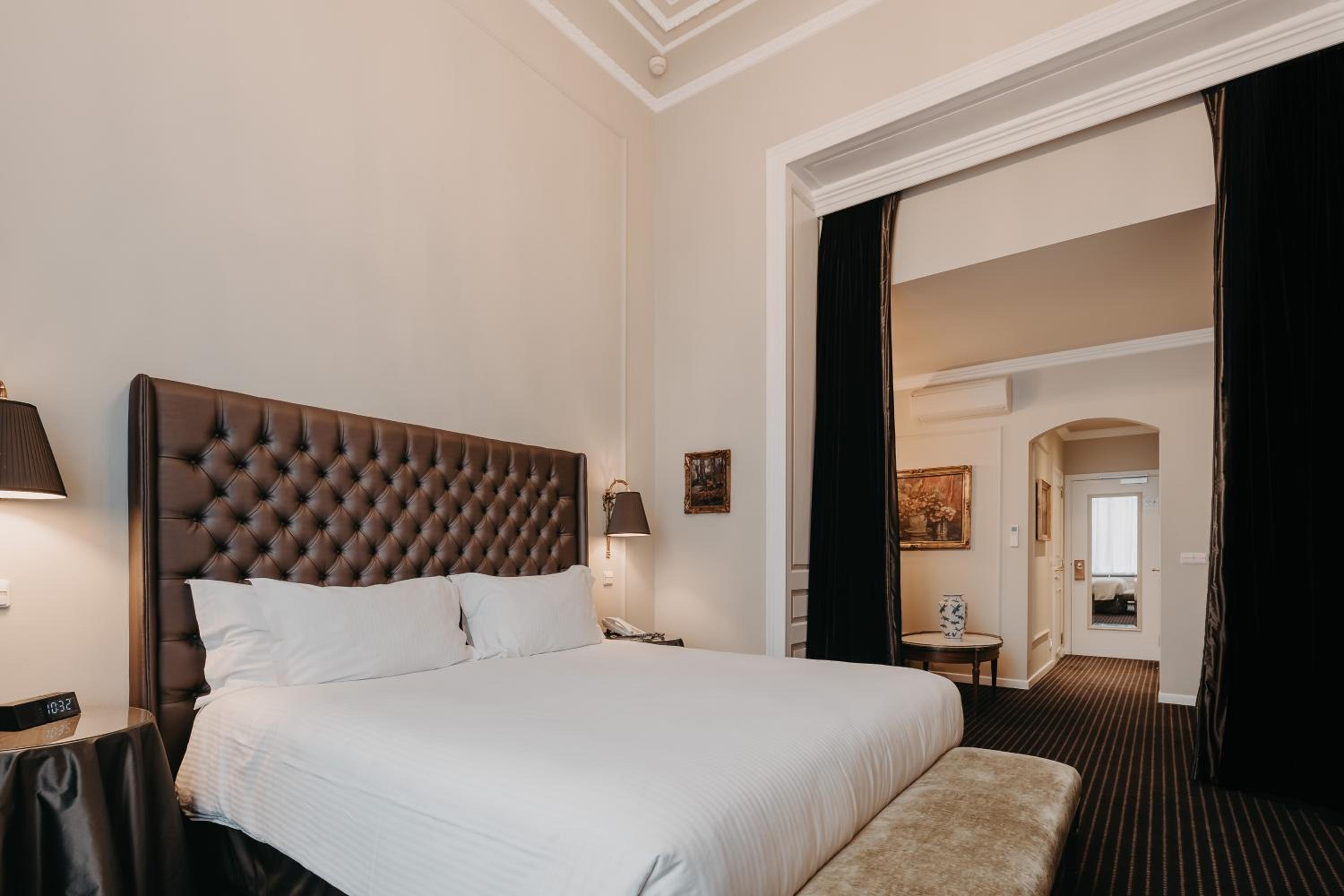 Deluxe Double or Twin Room - Photo 2