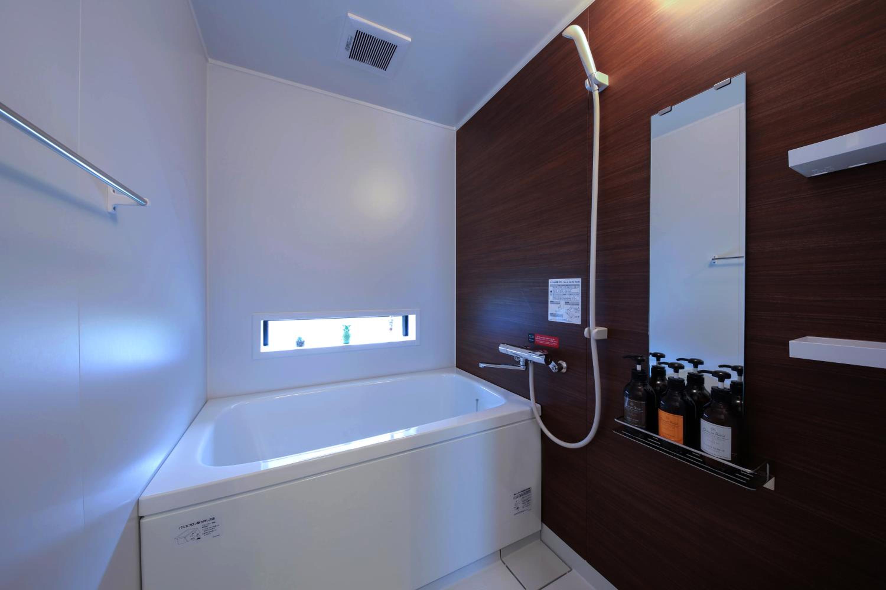 Deluxe Twin Room - Photo 2