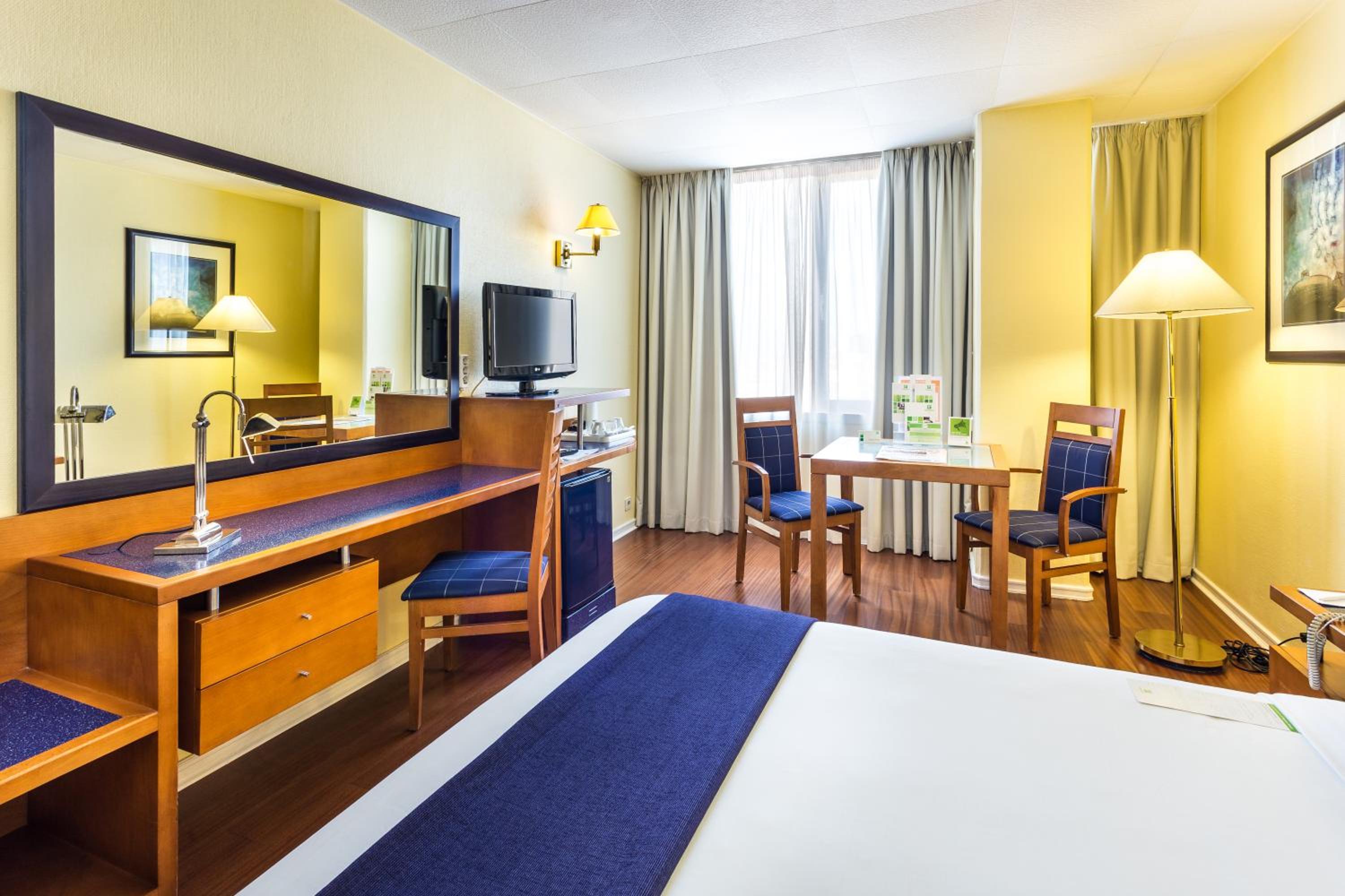Standard Room - Photo 5