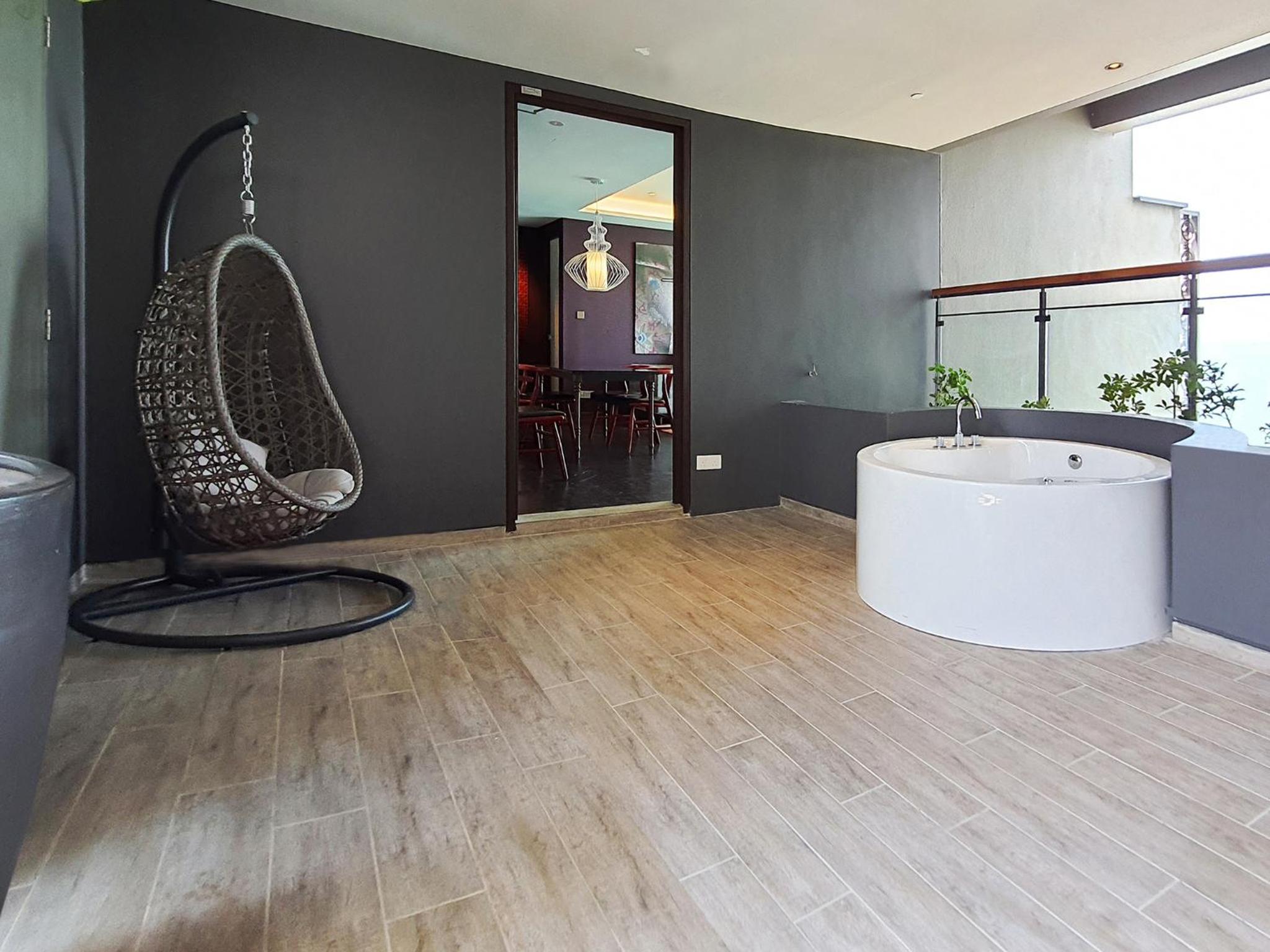 Angsana Two-bedroom Deluxe Seaview Suite - Photo 6