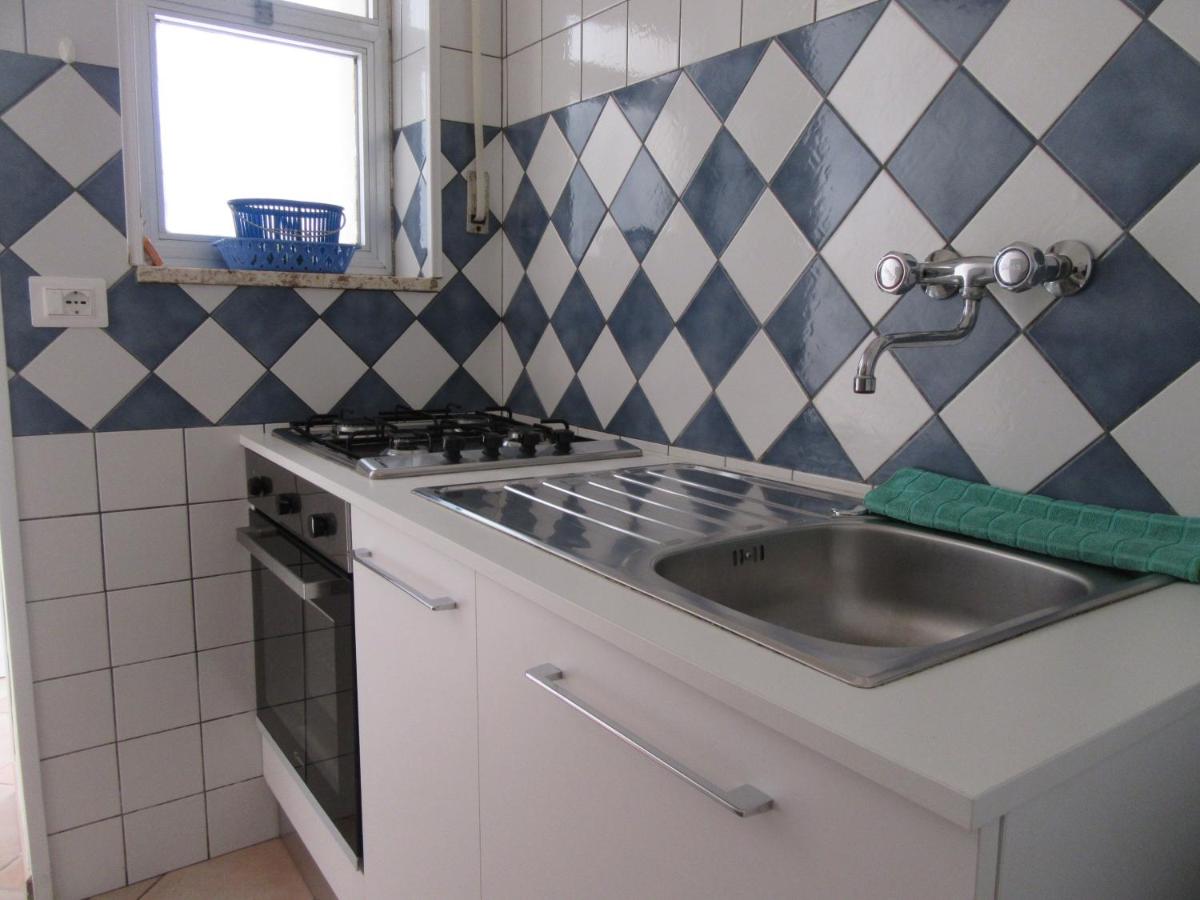Three-Bedroom House - Photo 4