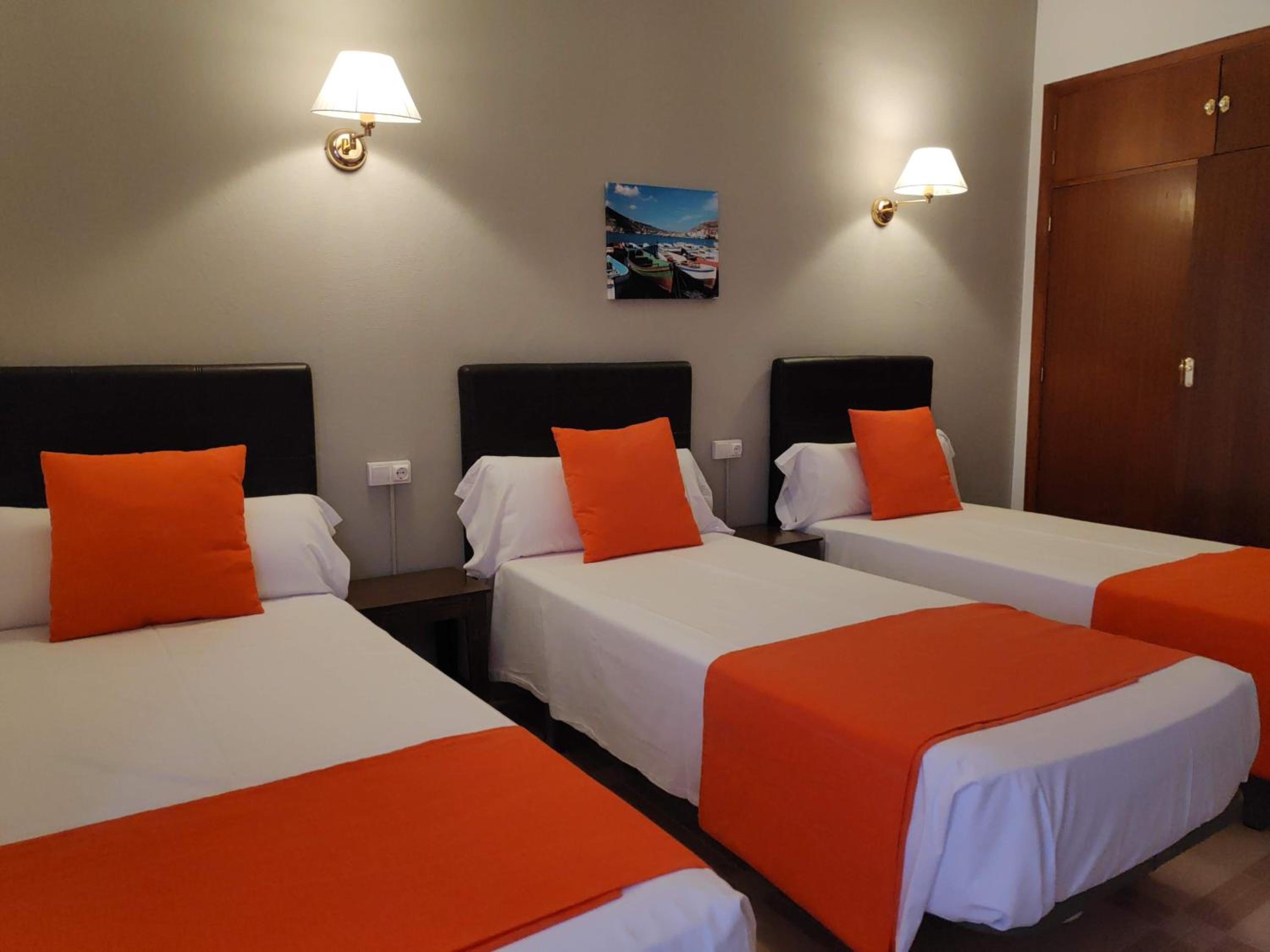 Comfort Triple Room photo 3
