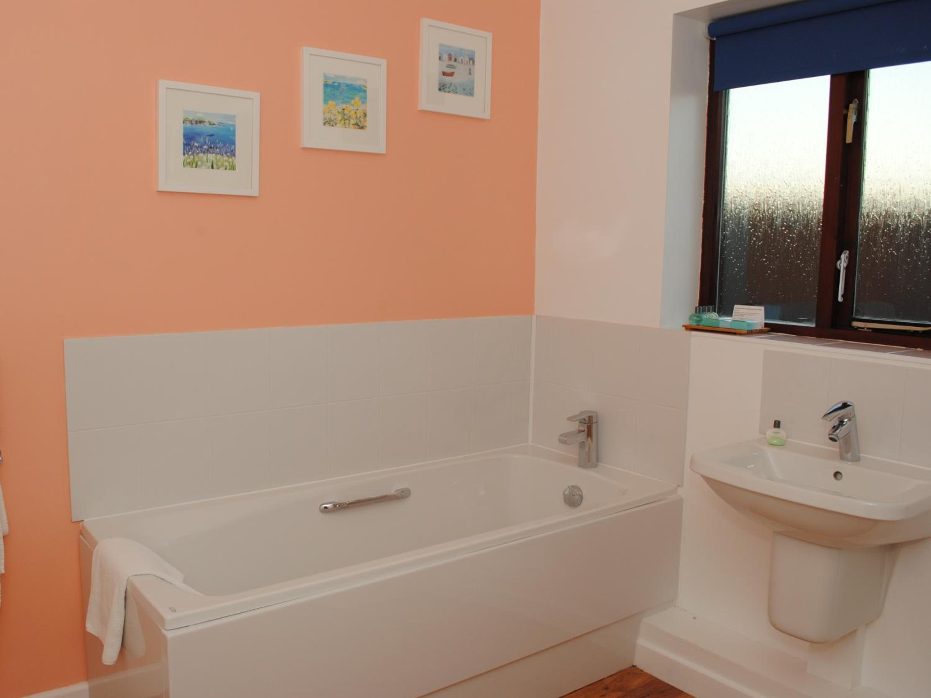 Family Suite - Photo 6