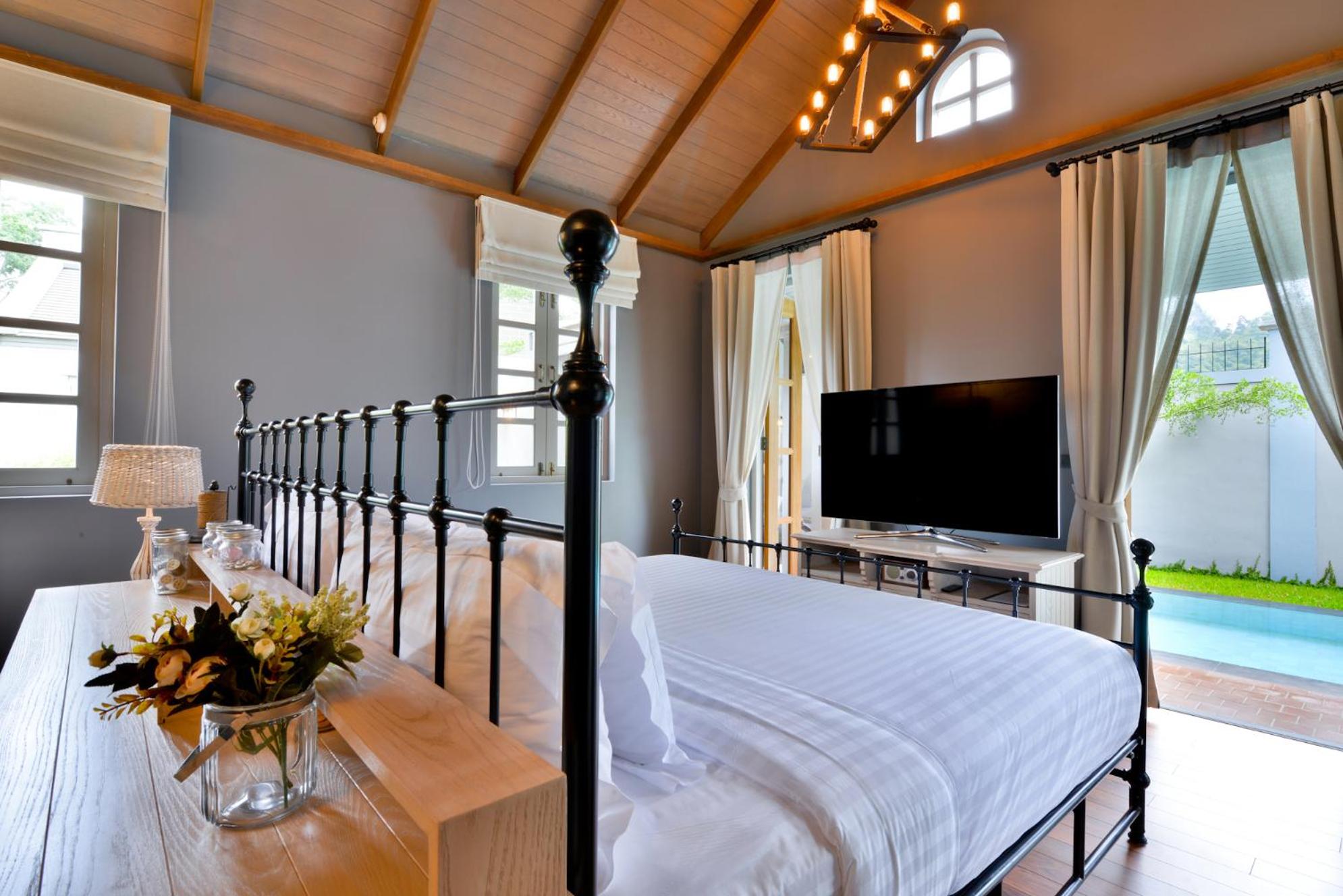 Pool Villa - Photo 14