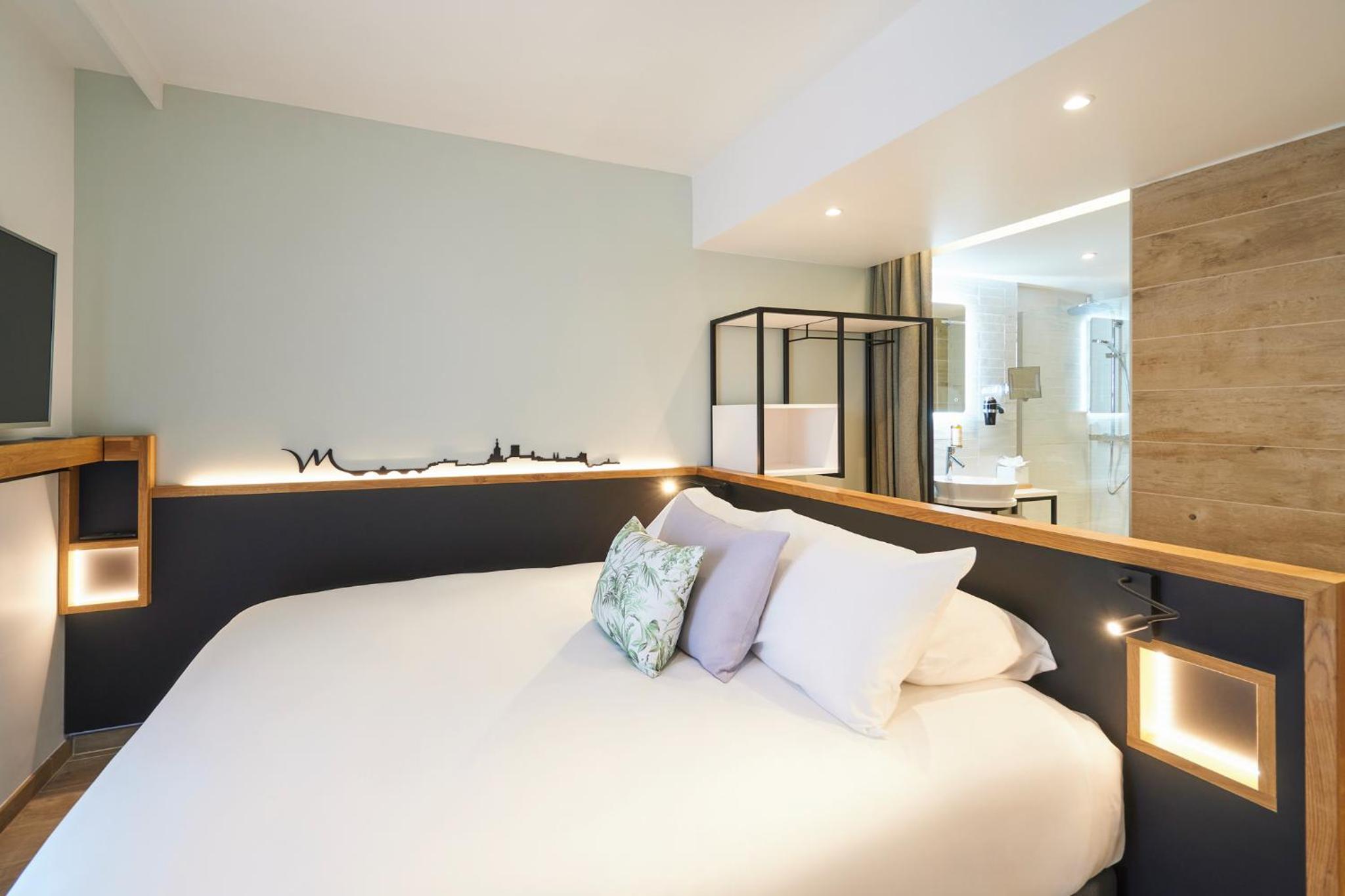 Classic Double Room - Photo 6