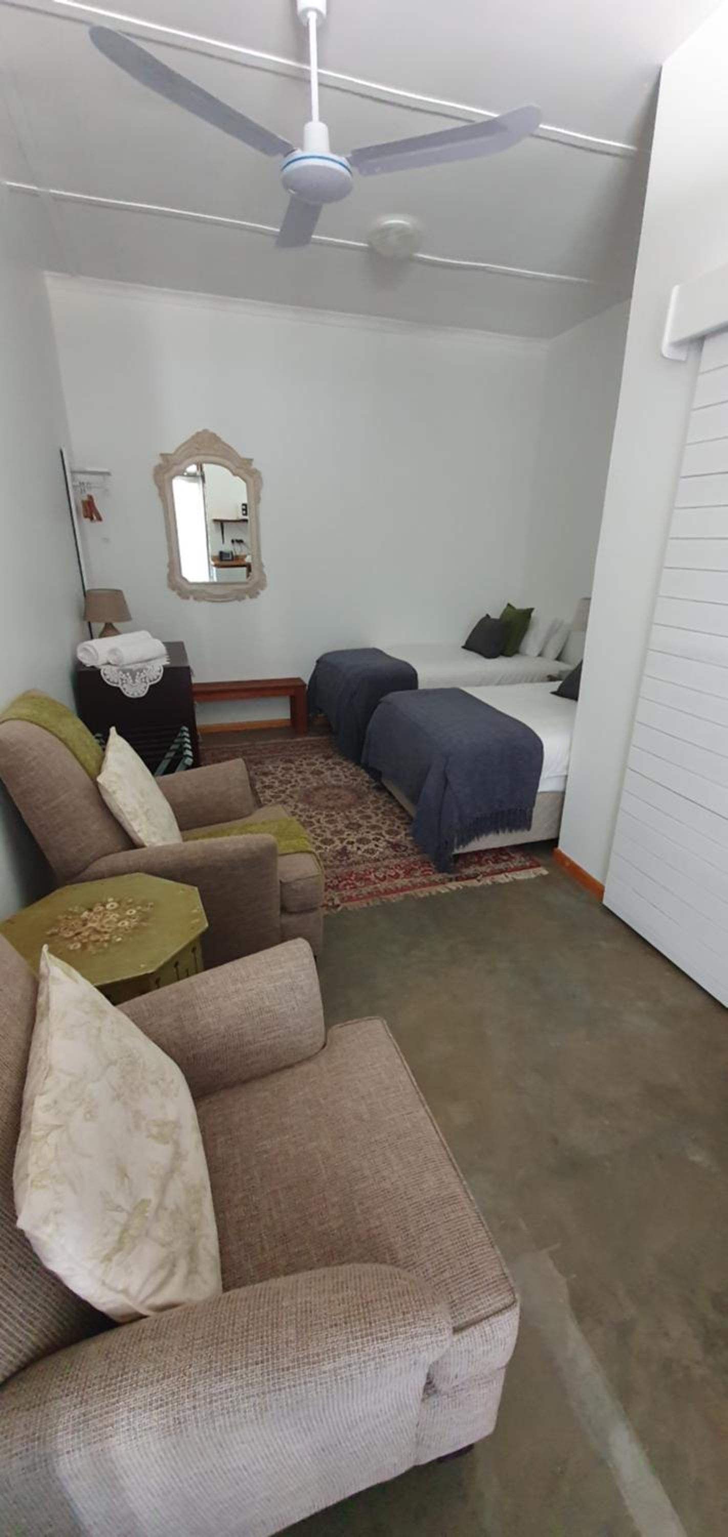 Twin Room with Private Bathroom - Photo 1