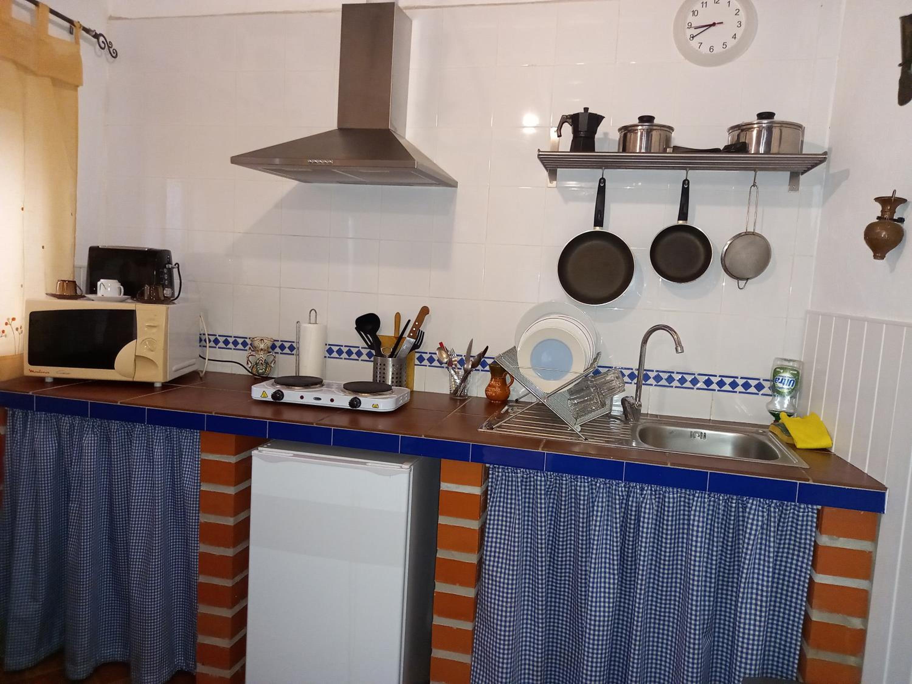One-Bedroom Apartment (1 Adults) - Photo 2