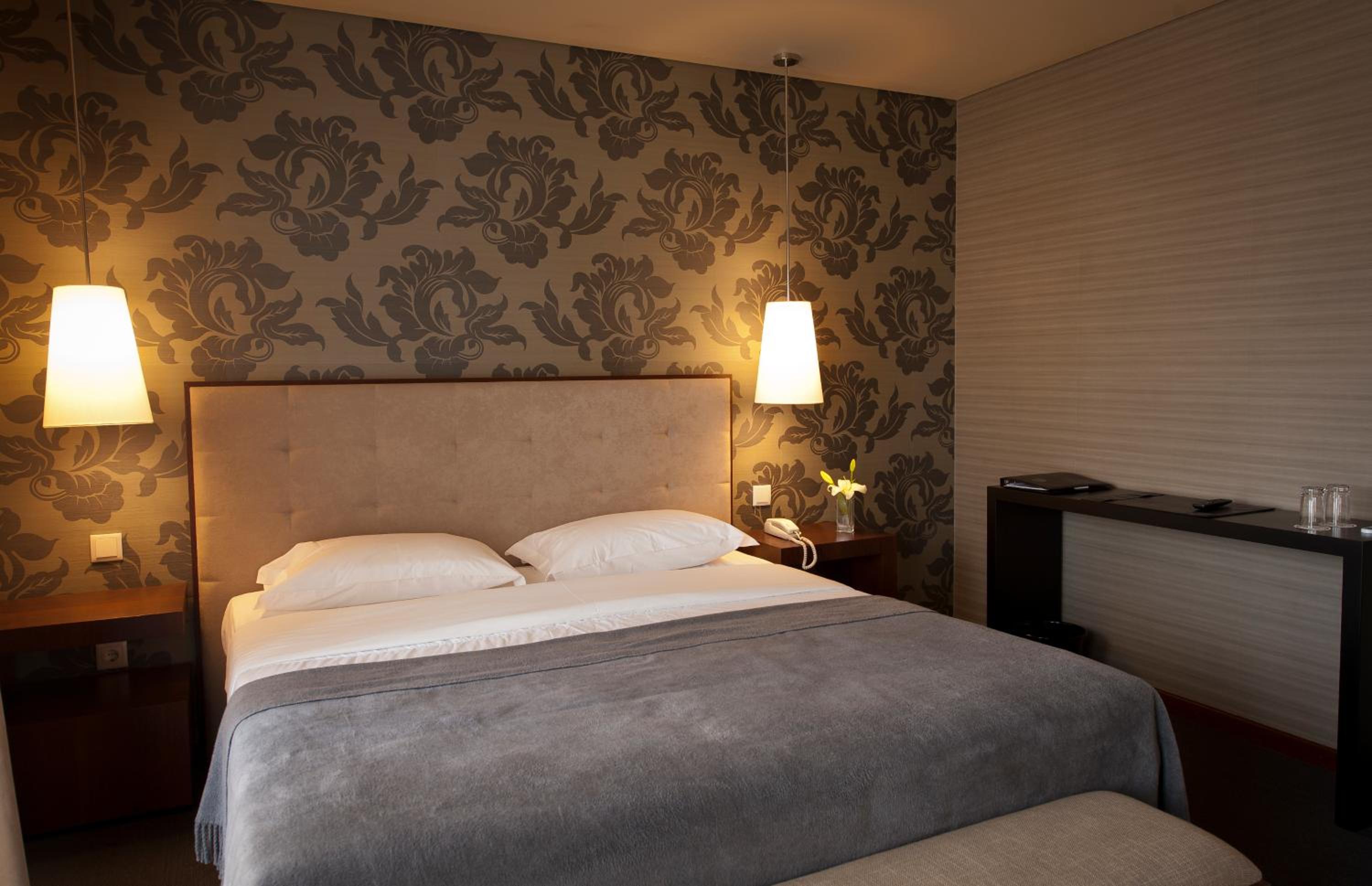 Superior Double or Twin Room - Photo 2