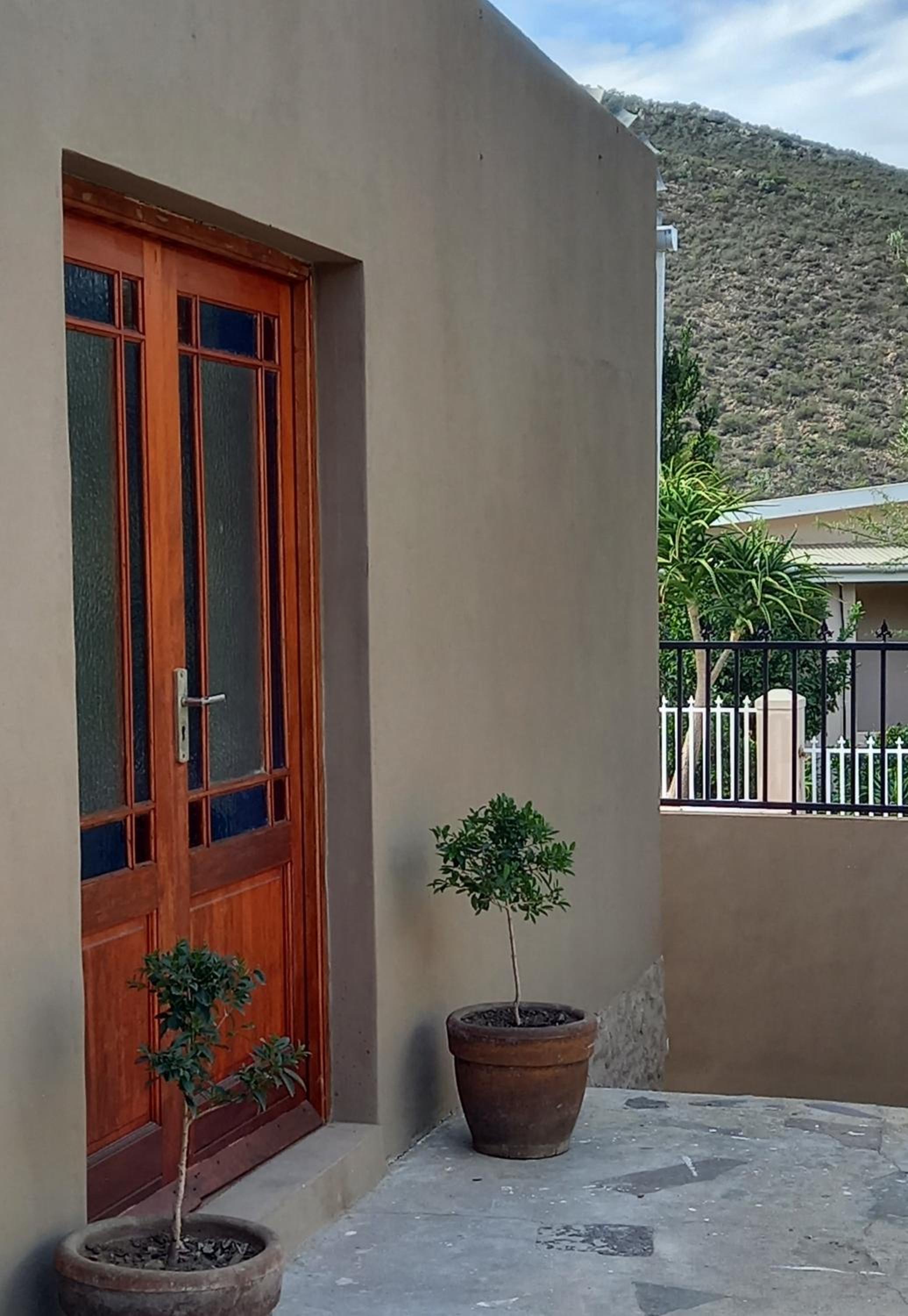 Two-Bedroom House - Photo 15