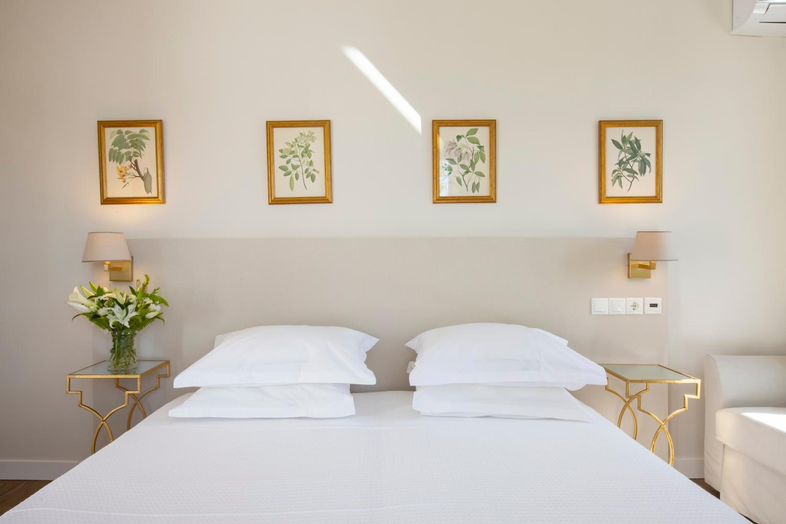 Standard Twin Room - Photo 32