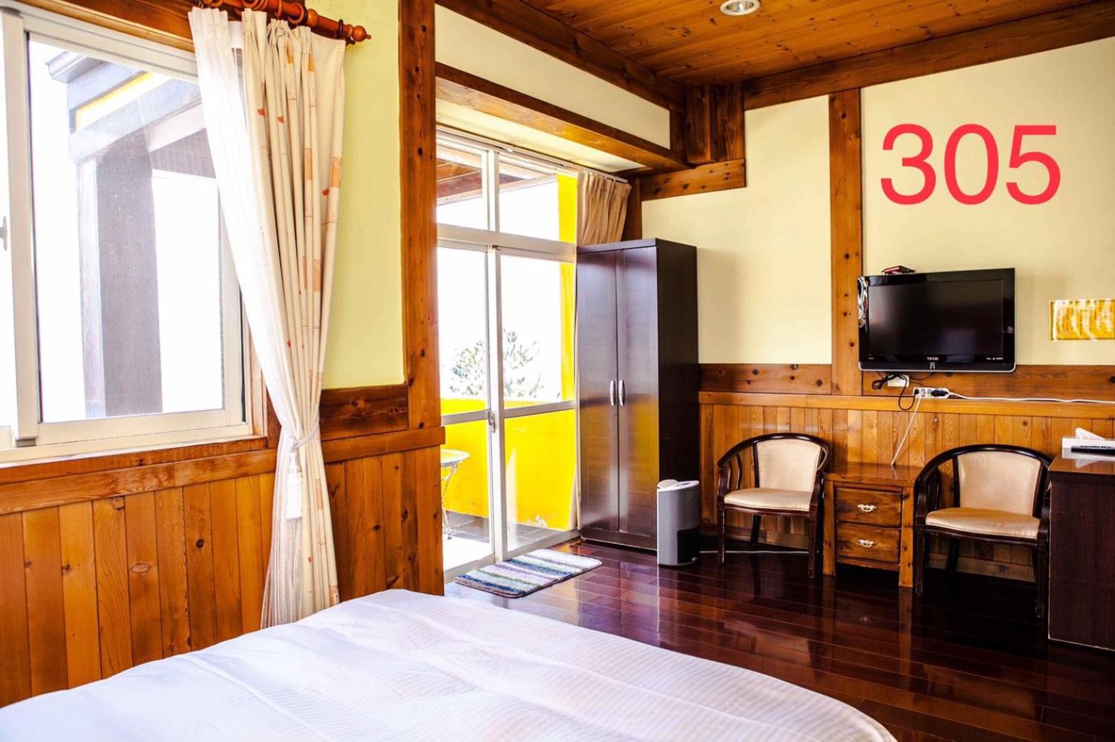 Double Room with Balcony photo 3