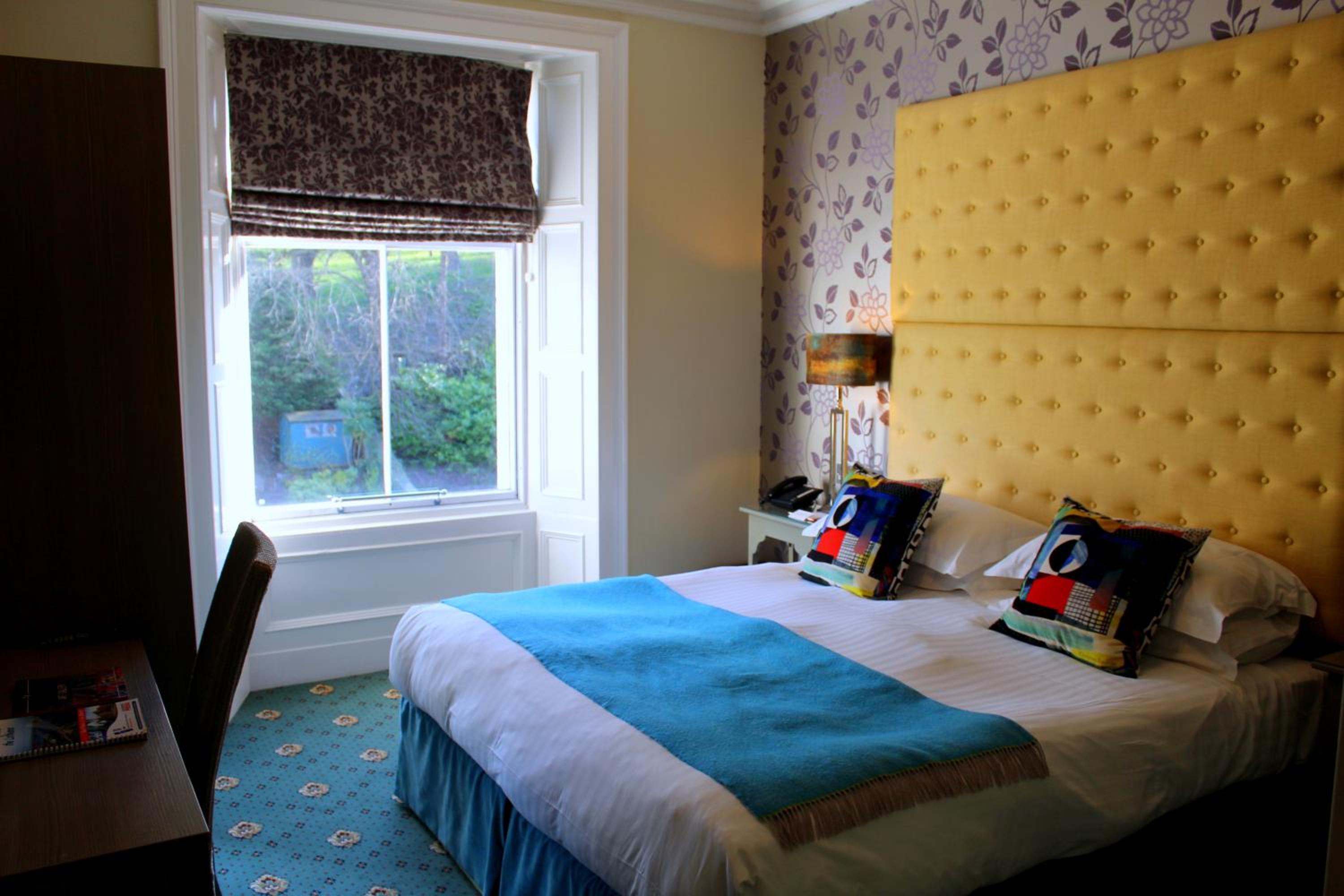 Double or Twin Room - Photo 5