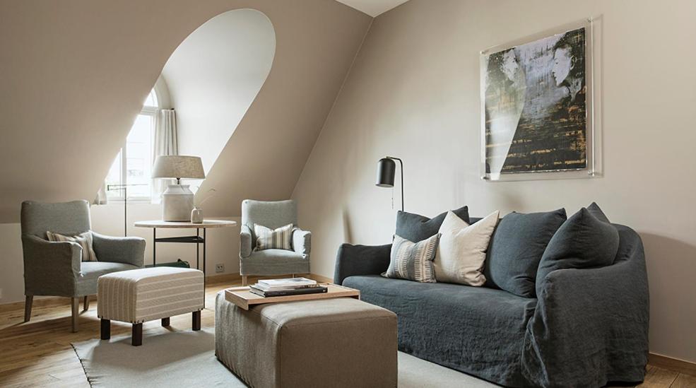 Suite - Photo 3