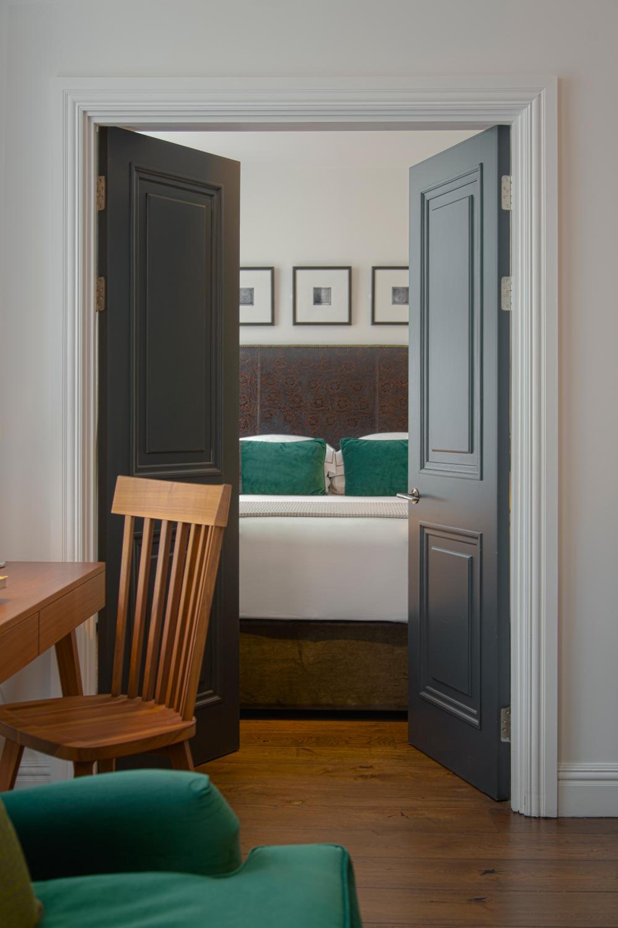 Luxury One Bedroom Apartment