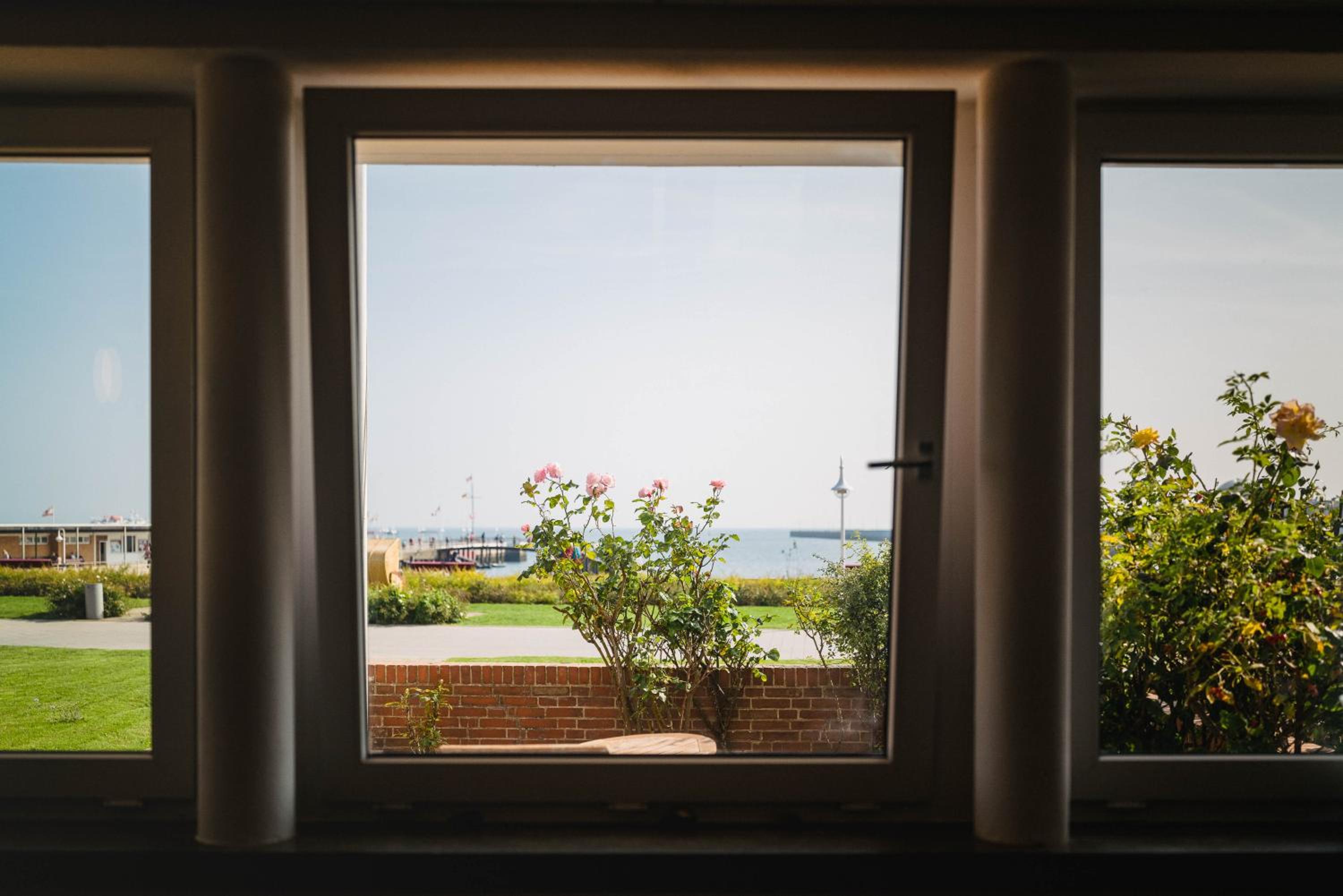 One-Bedroom Apartment with Ocean View photo 2