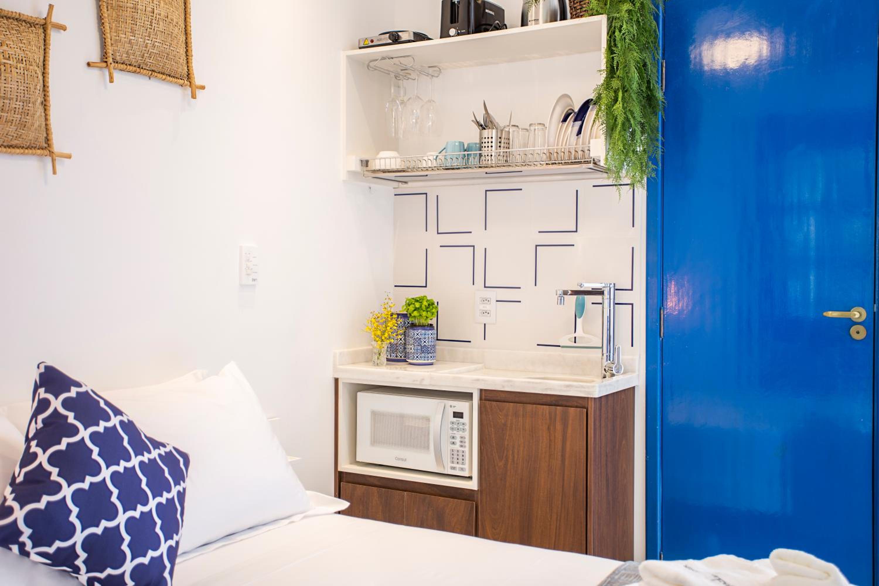 Studio Apartment - Photo 3