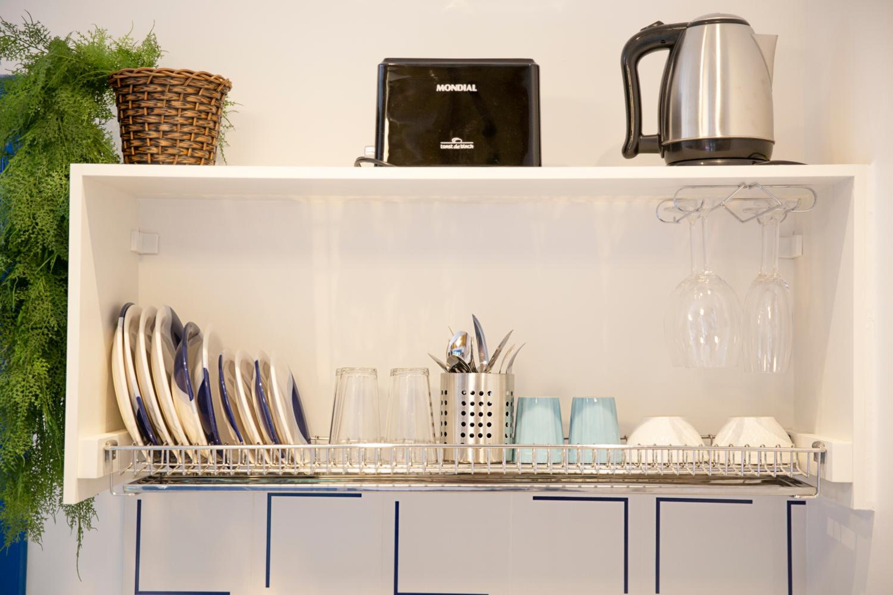 Studio Apartment - Photo 12