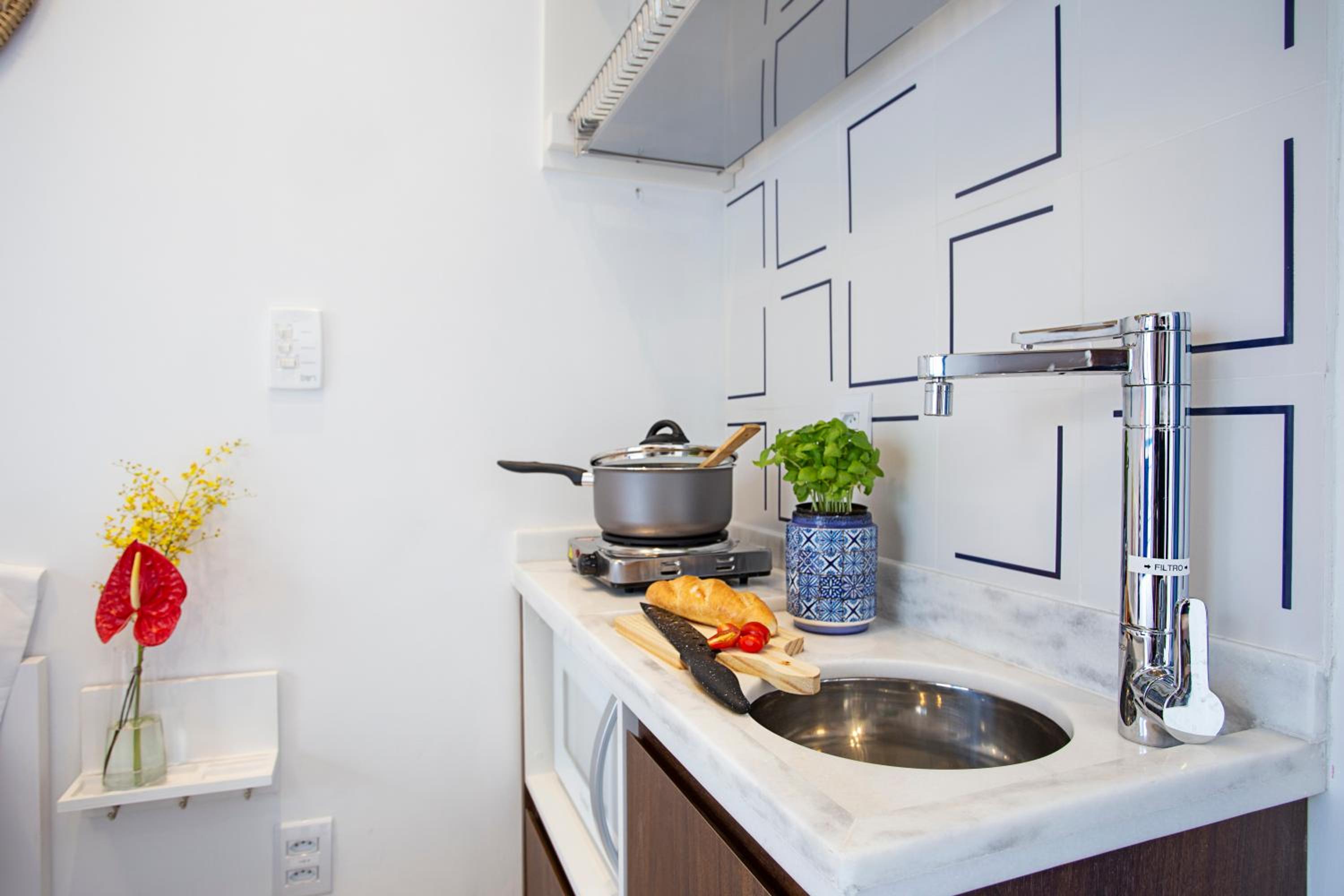 Studio Apartment - Photo 13