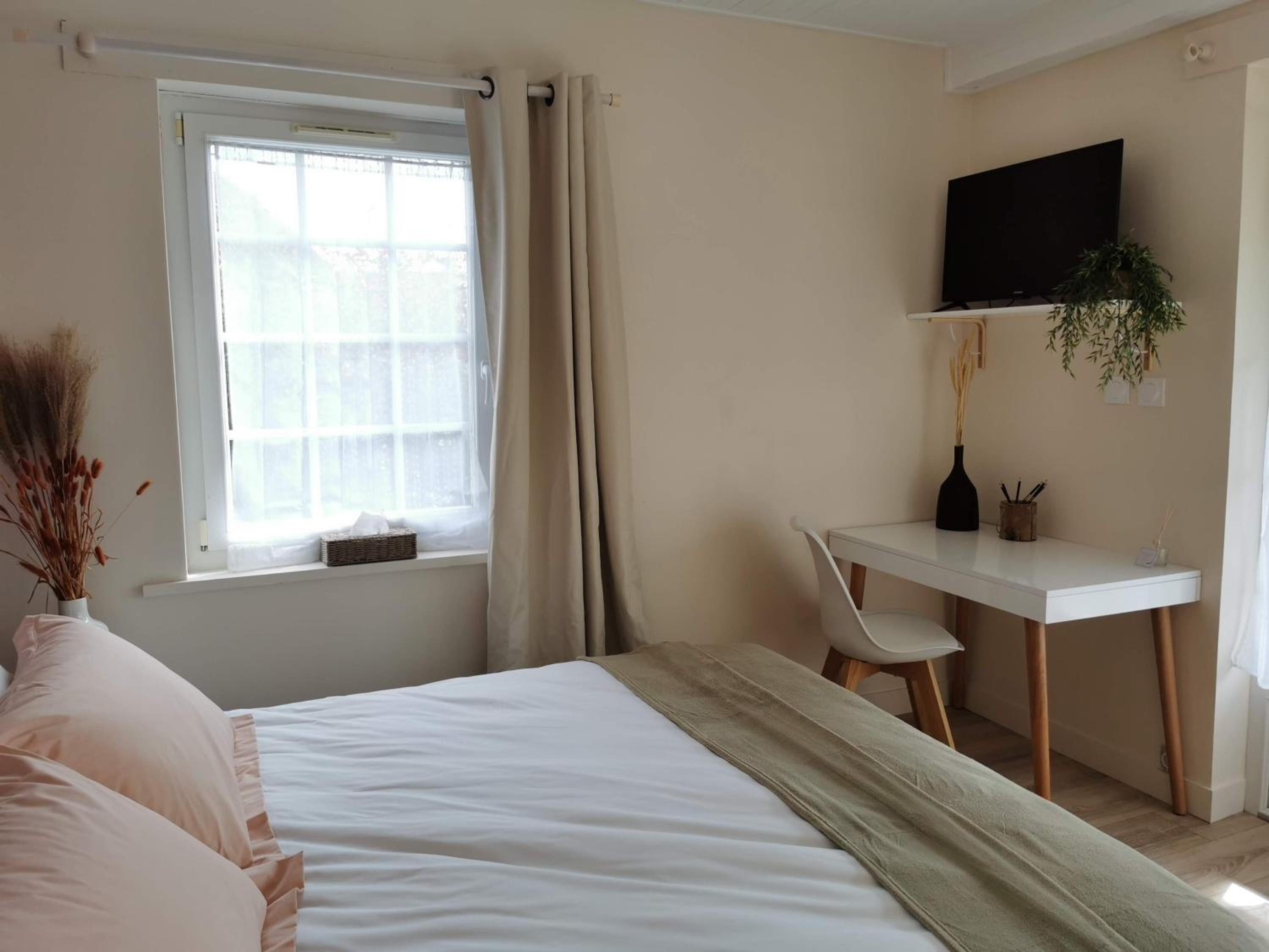 Double Room with Private Bathroom photo 3