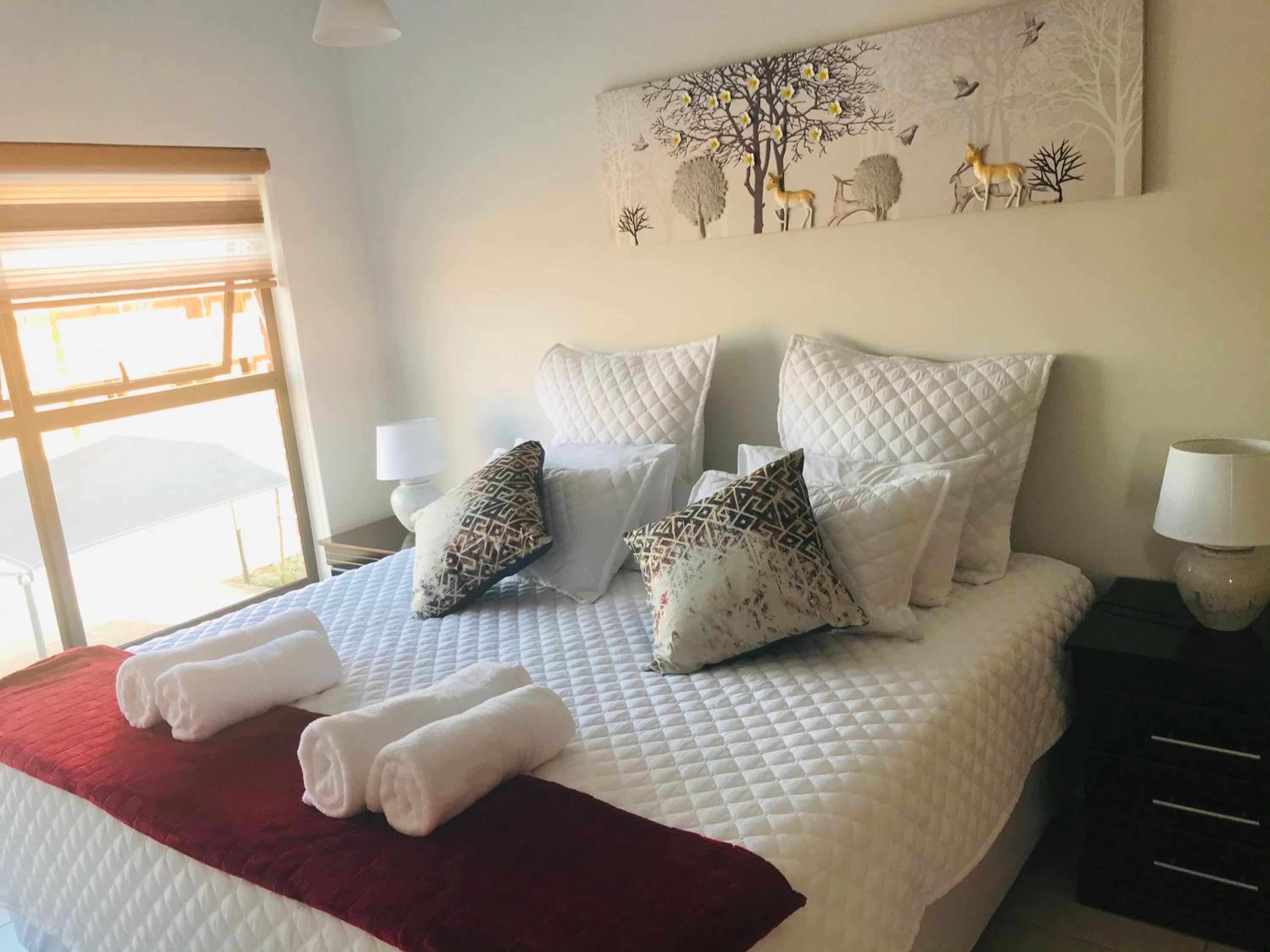 Two-Bedroom Apartment - Photo 9