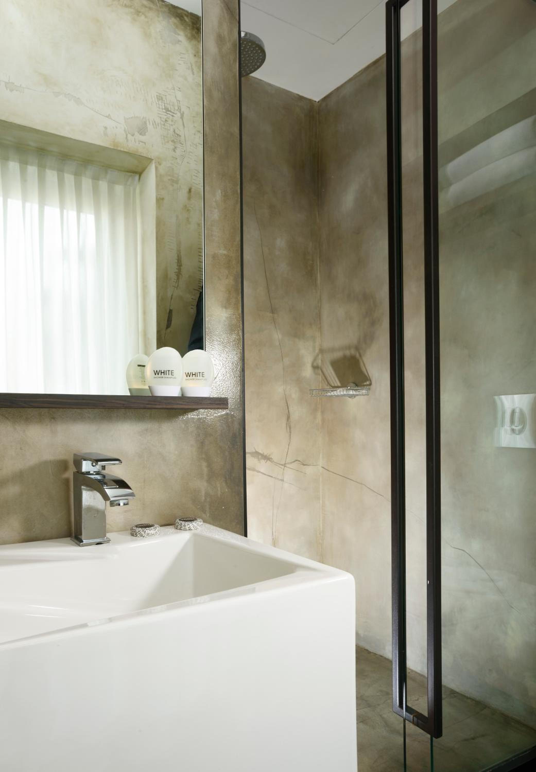 Suite with Spa Bath photo 2