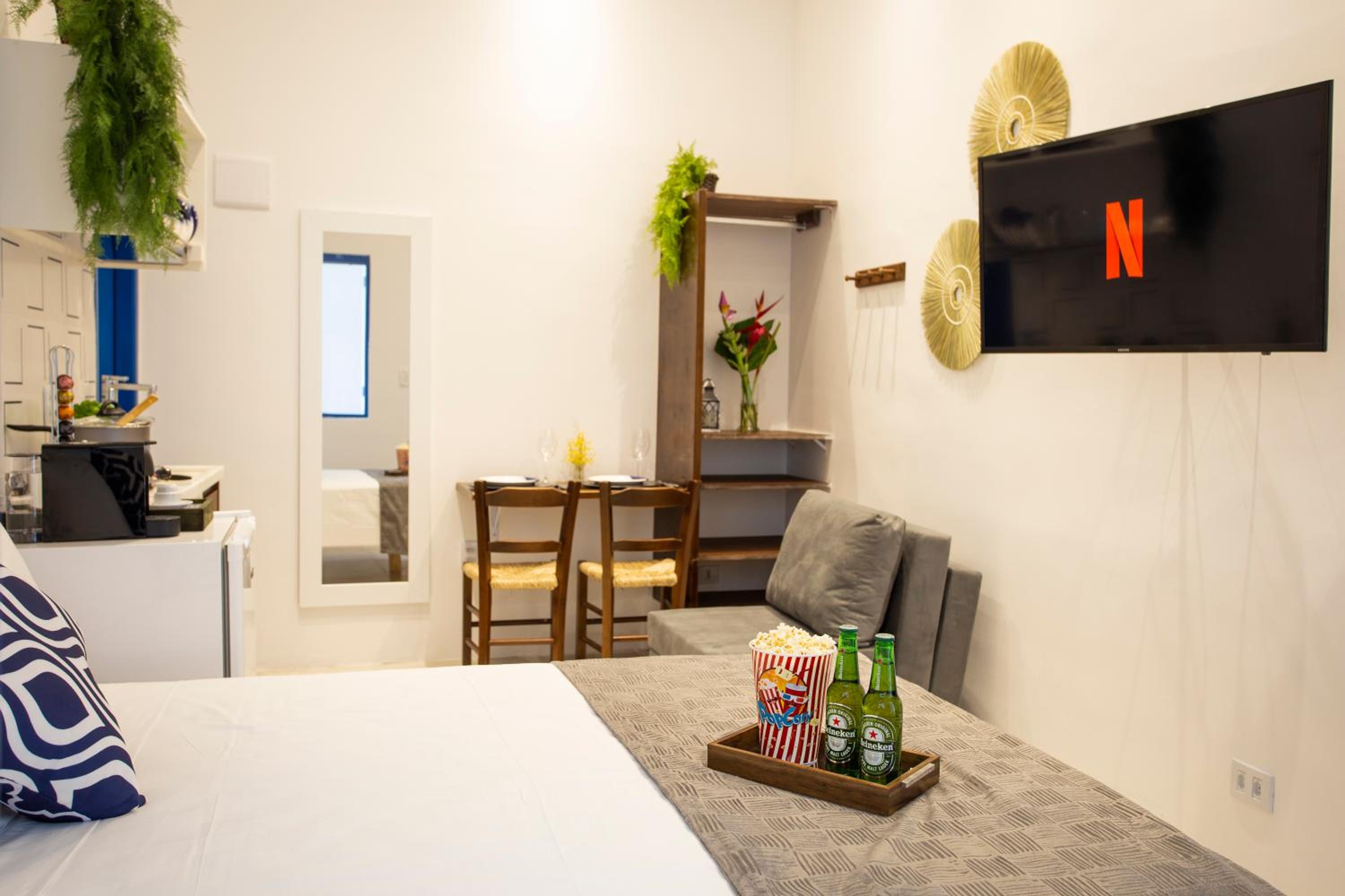 Studio with Sofa Bed - Photo 4