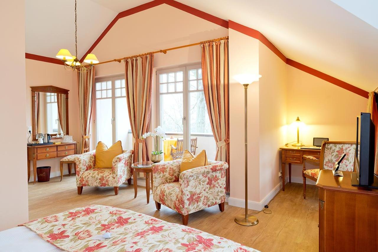 Double Room with Balcony or Terrace - Photo 4