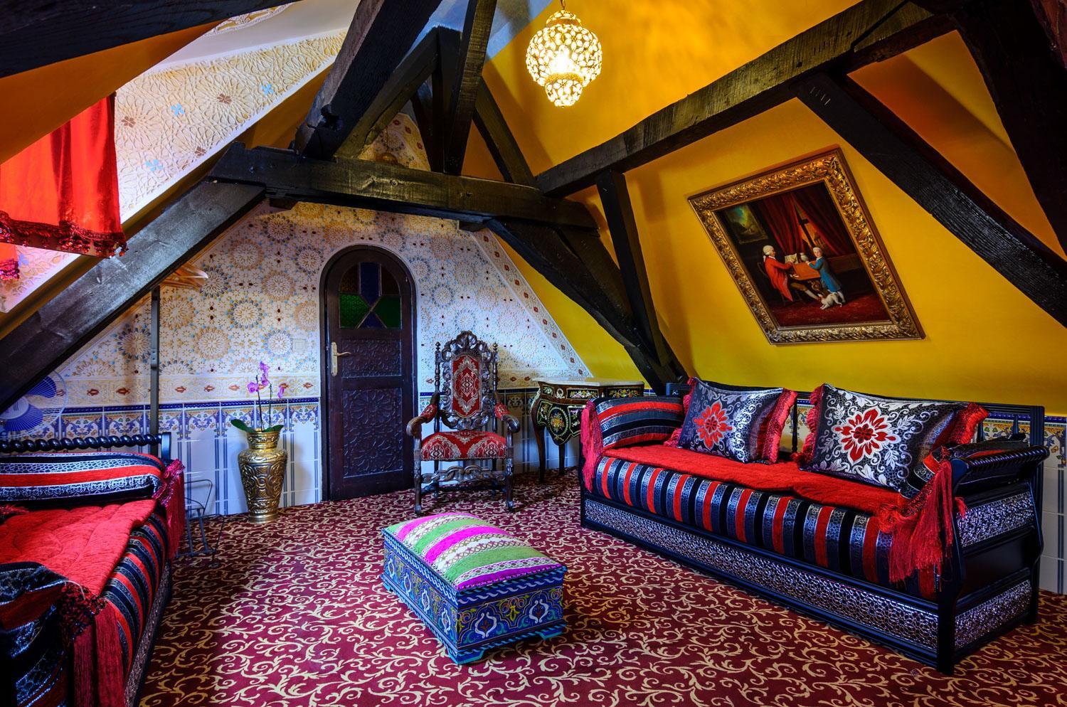 Queen Suite photo 2