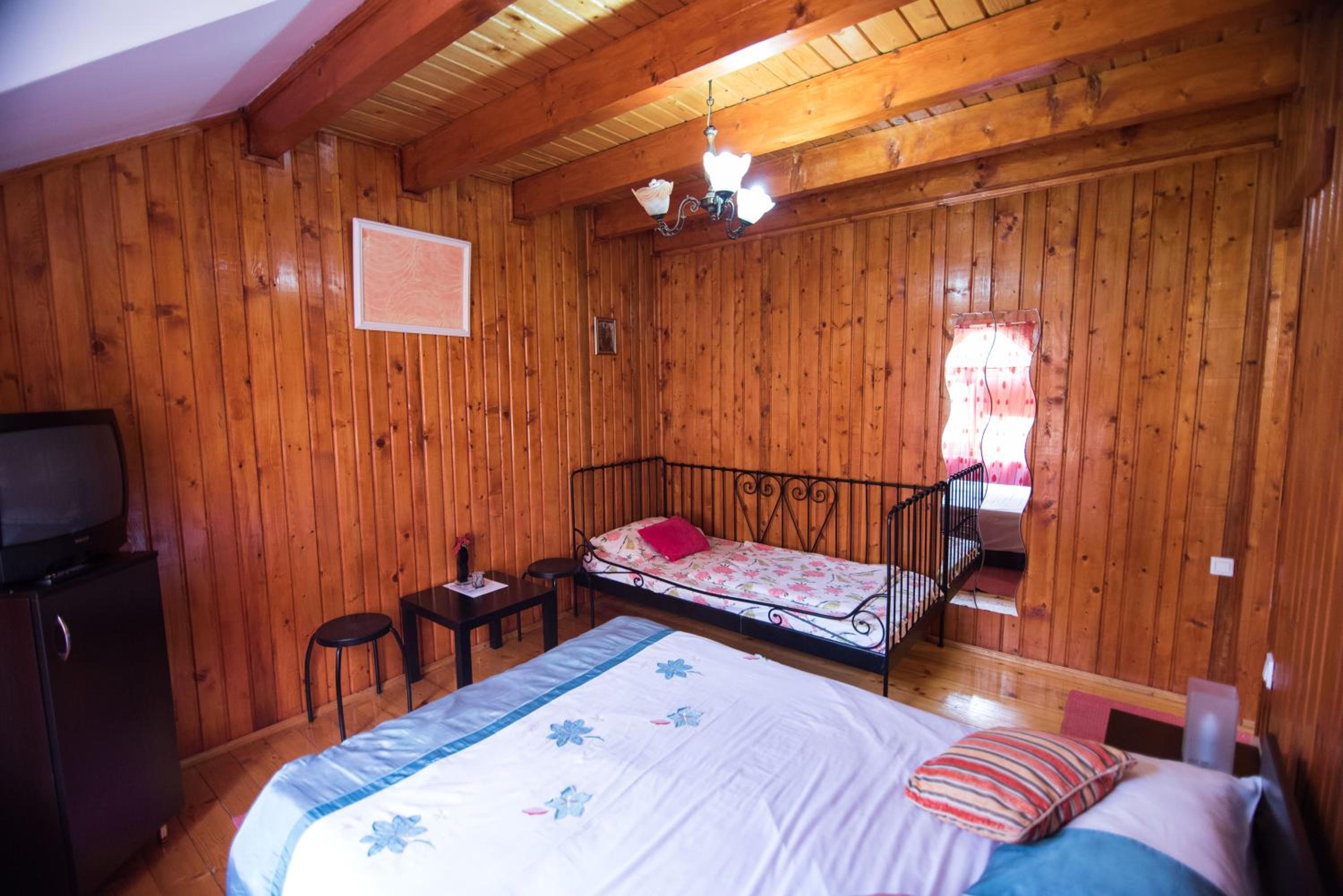 Triple Room with Private Bathroom photo 2