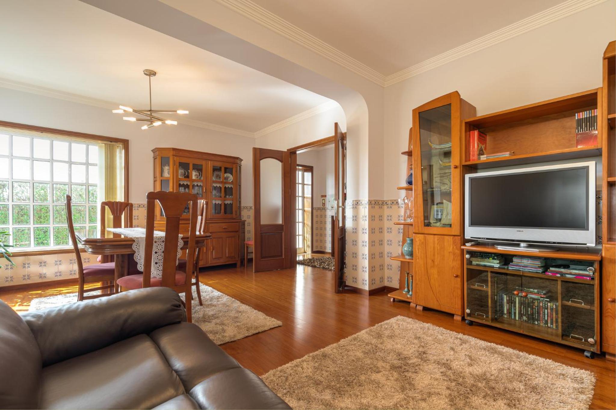 Four-Bedroom House photo 1