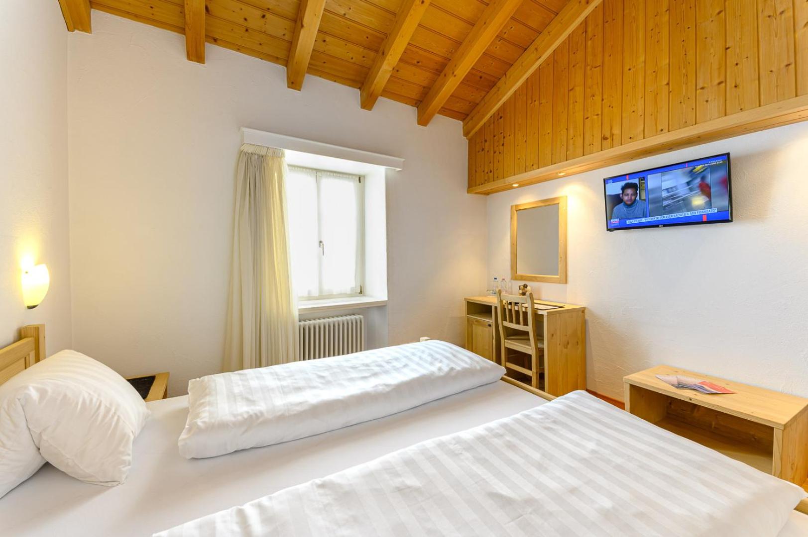 Double or Twin Room - Photo 7