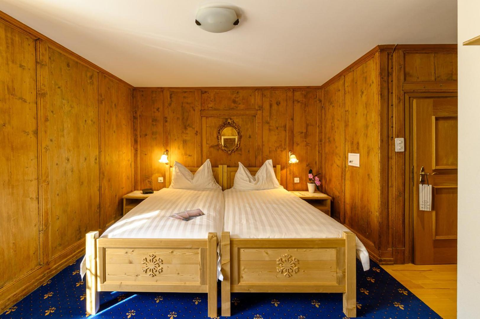Double or Twin Room - Photo 9