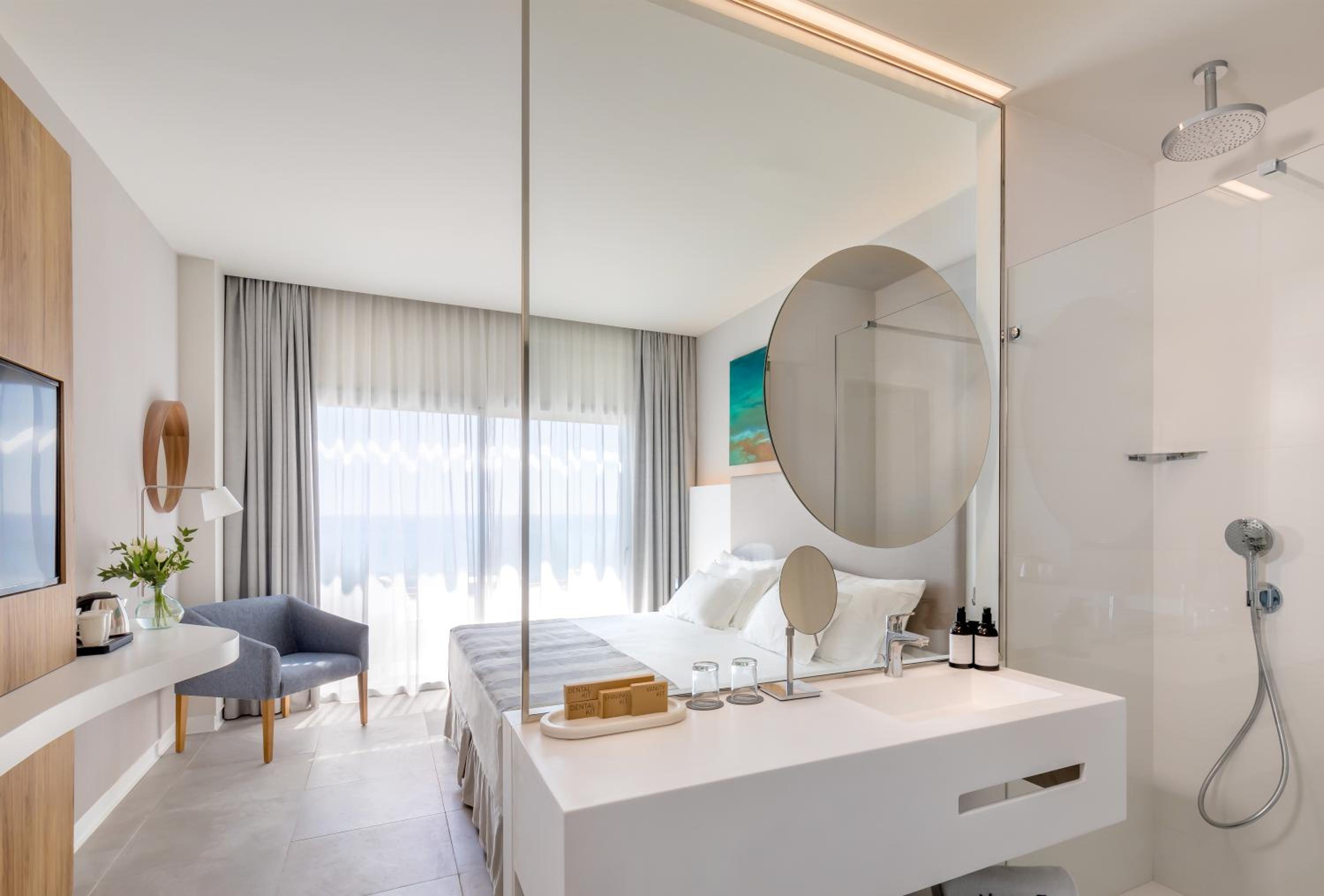 Double Or Twin Room - Photo 4