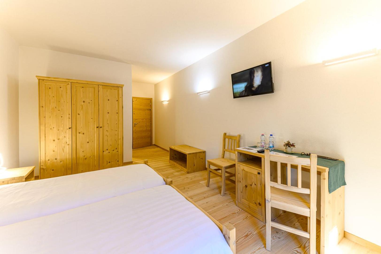 Superior Double or Twin Room - Photo 3
