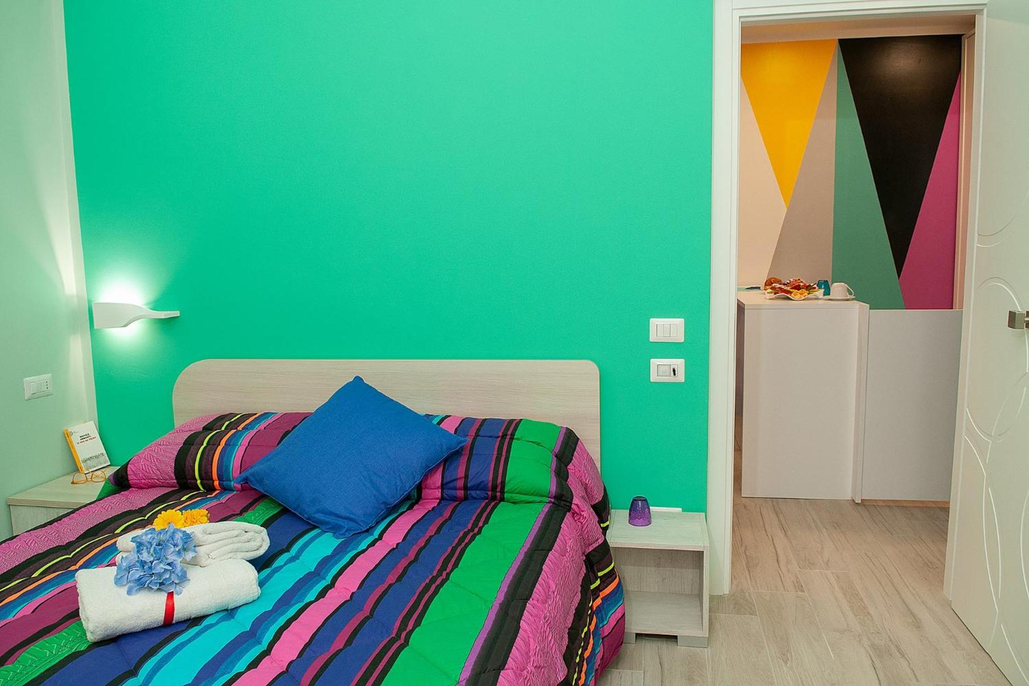 Double Room with Private Bathroom - Photo 3