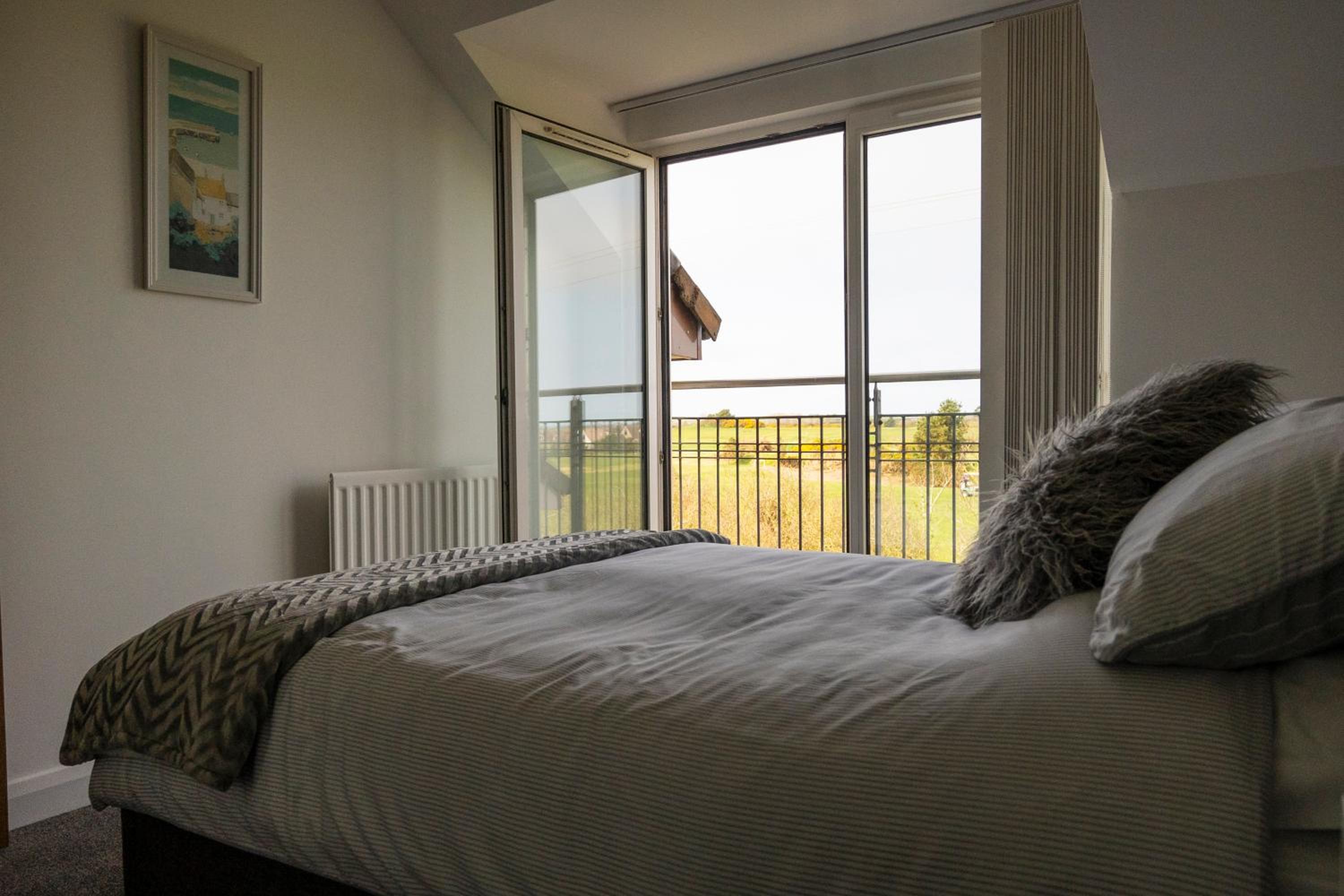 Two-Bedroom Apartment - Photo 19