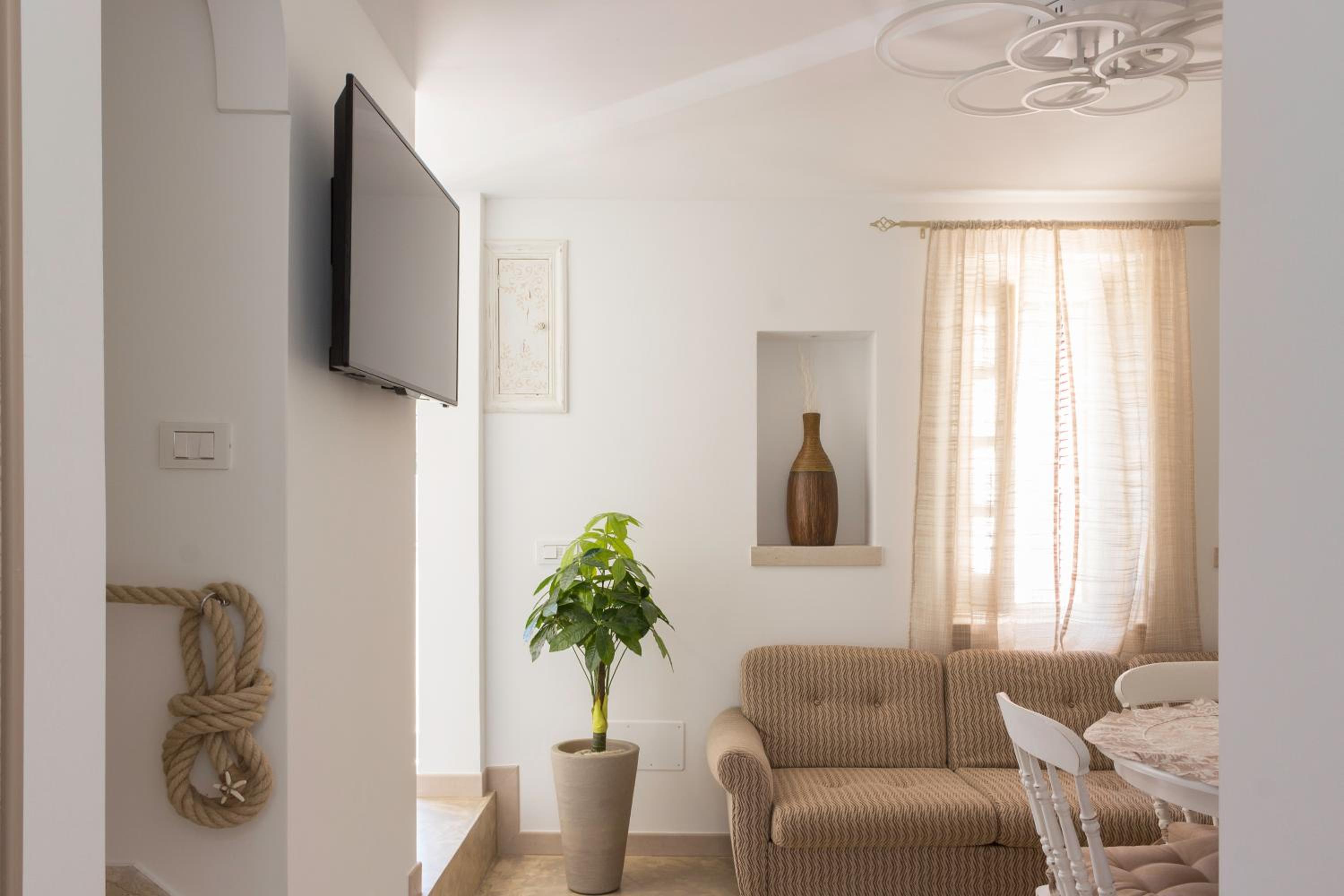 Two-Bedroom House photo 1