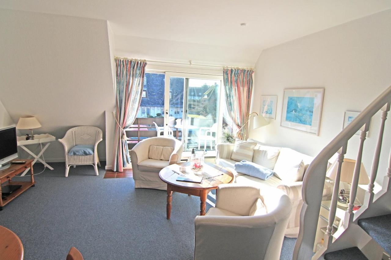 Apartment with Balcony - Photo 8