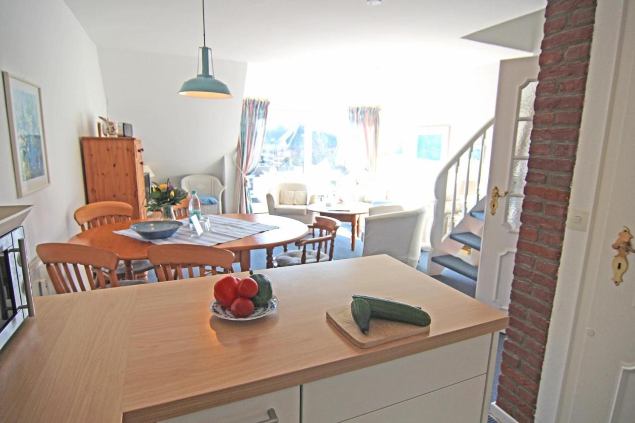 Apartment with Balcony - Photo 6