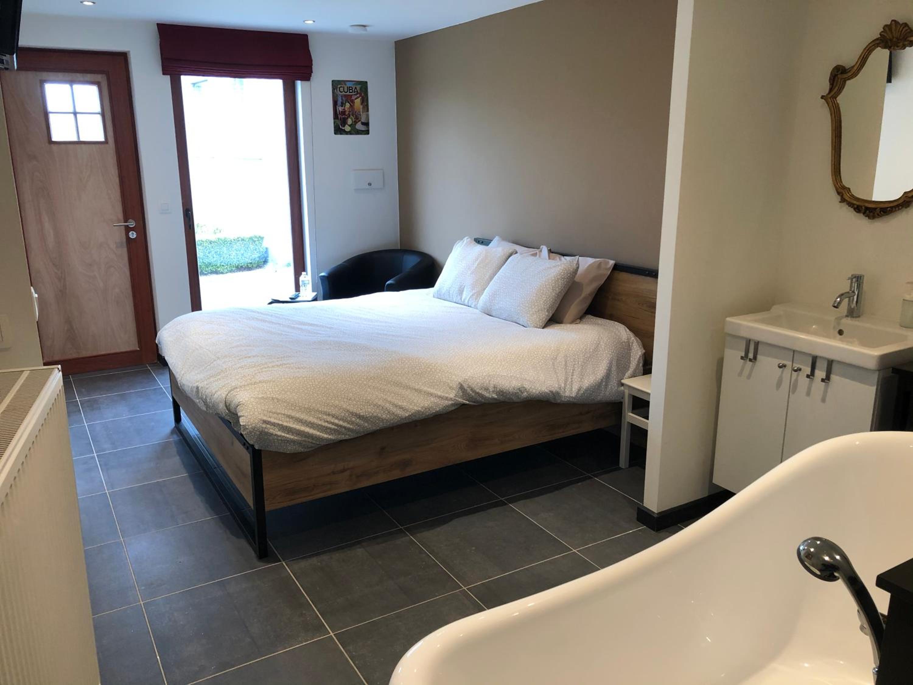 Double Room photo 2