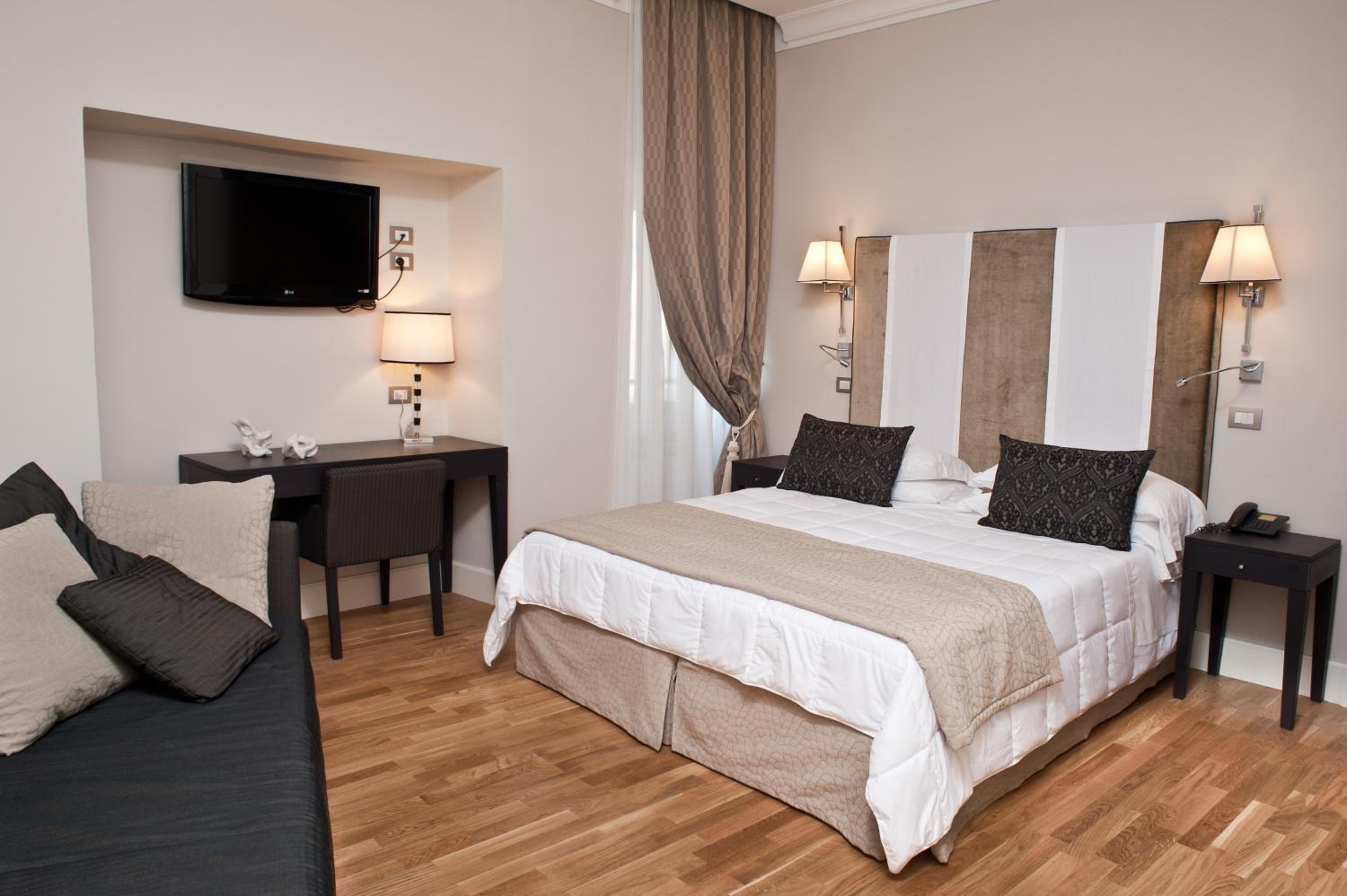 Superior Triple Room - Photo 7