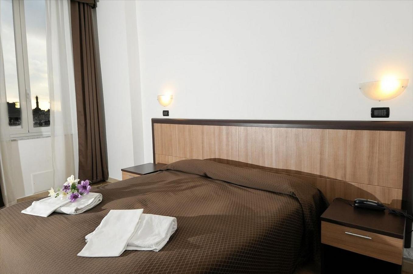 Double or Twin Room photo 2