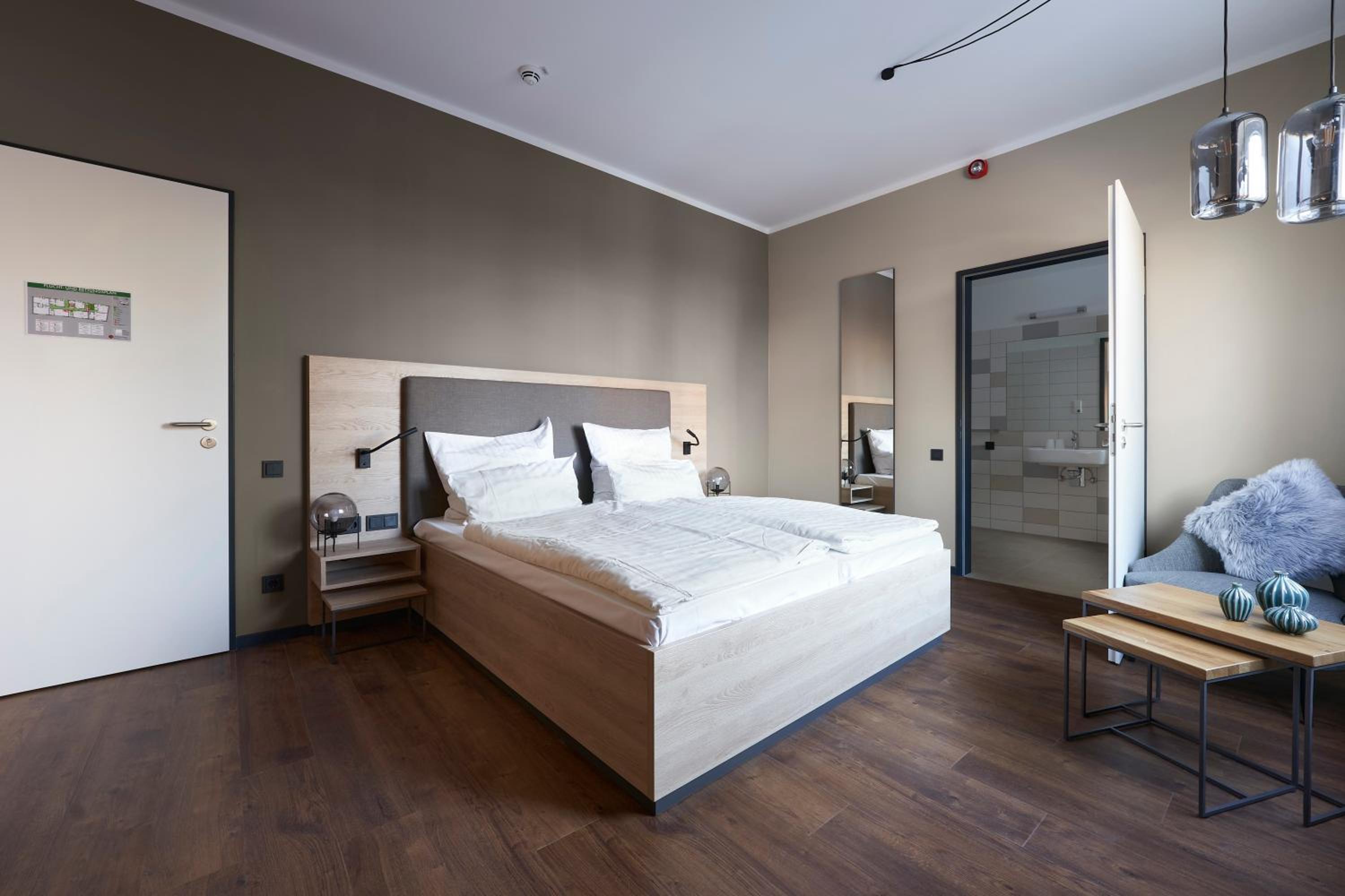 Double Room - Photo 6
