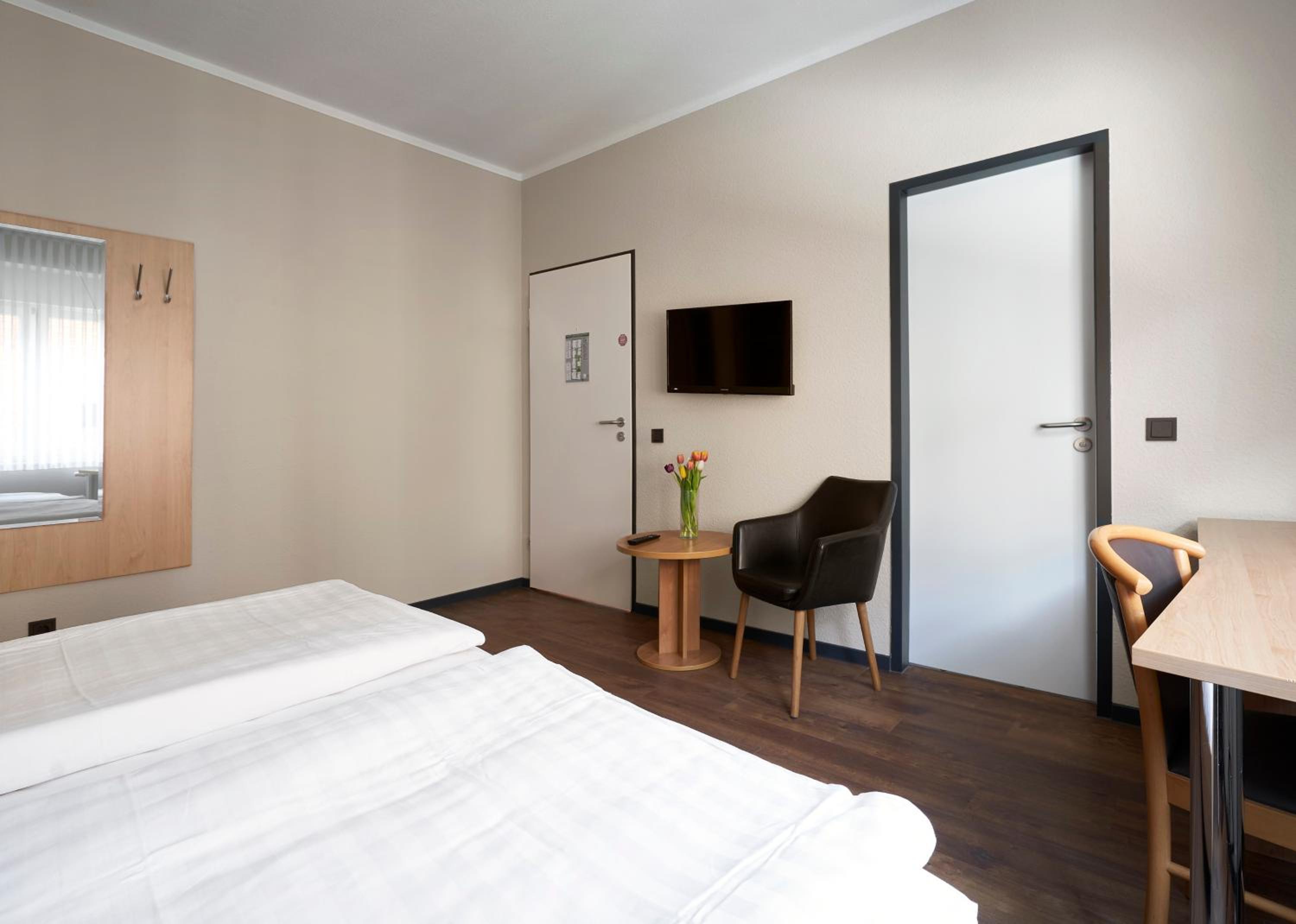 Double Room - Photo 1