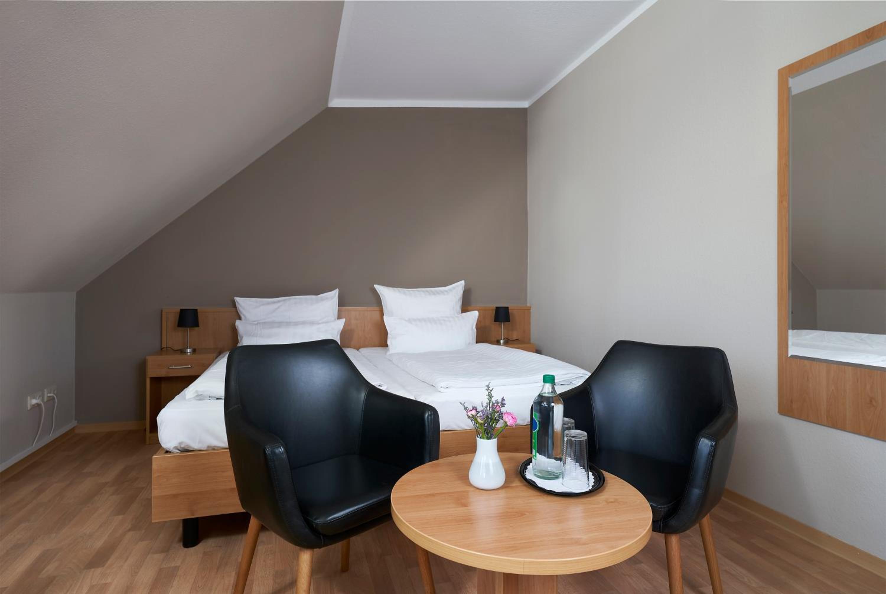 Triple Room - Photo 1