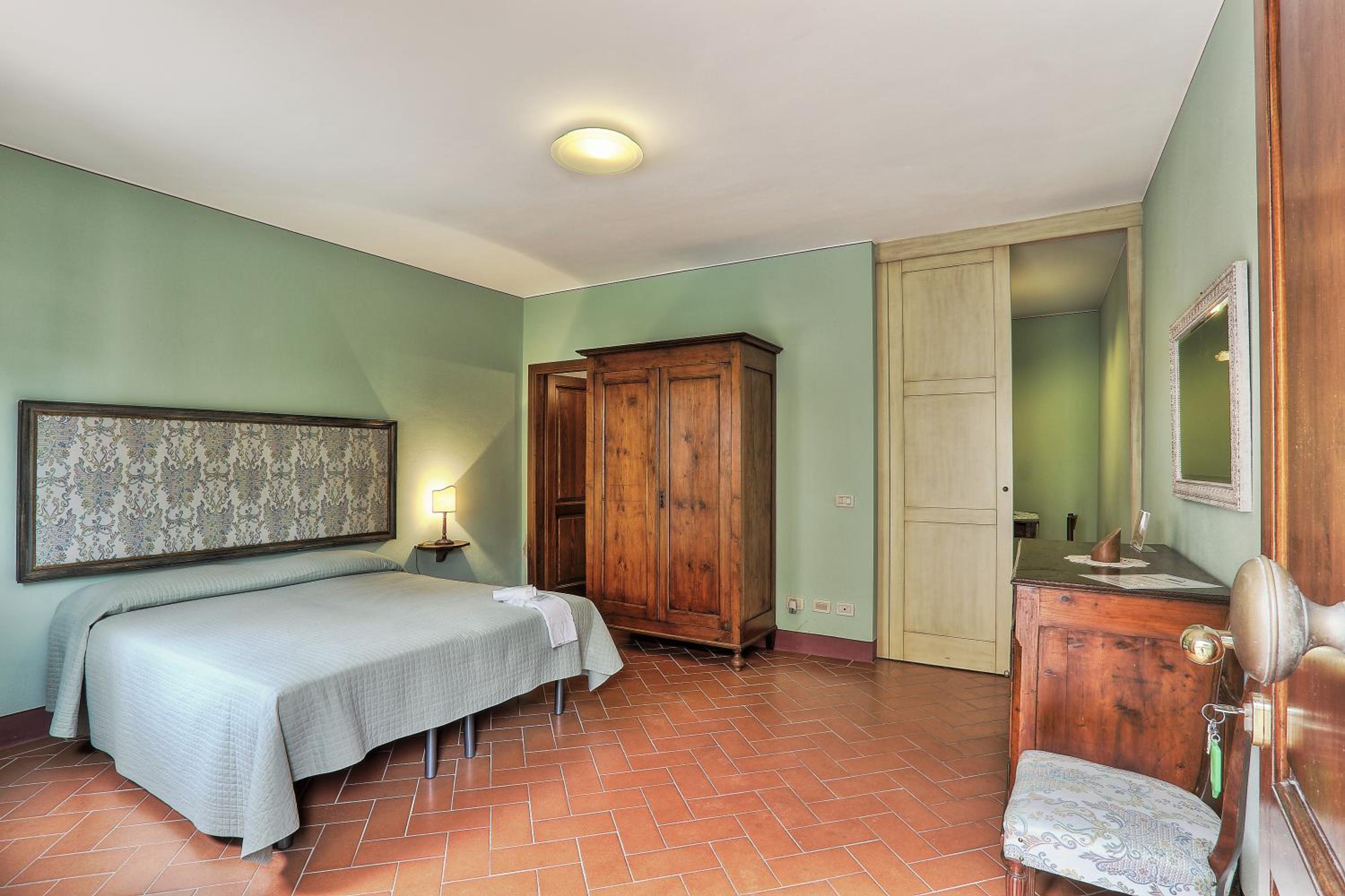 Apartment - Ground Floor photo 1