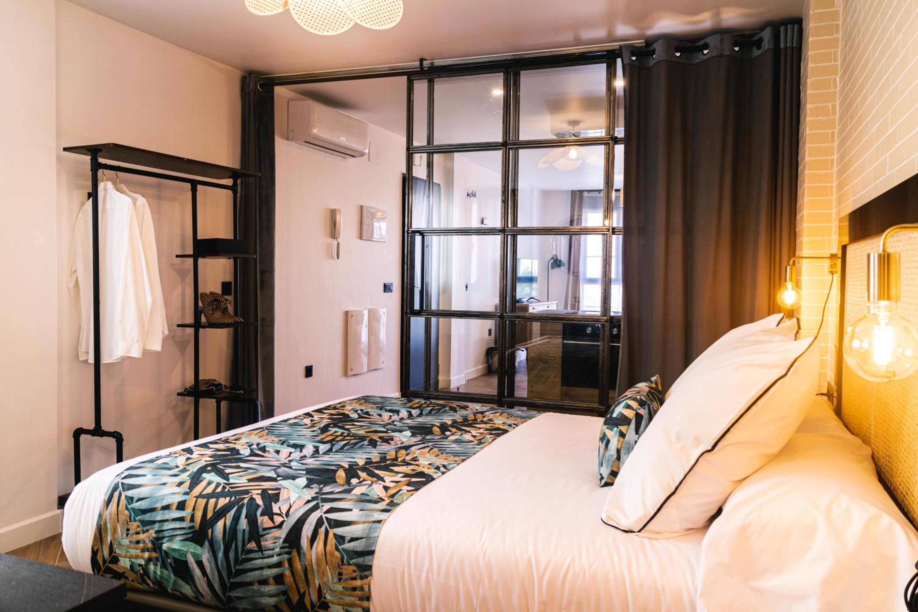 Superior Apartment - Photo 17
