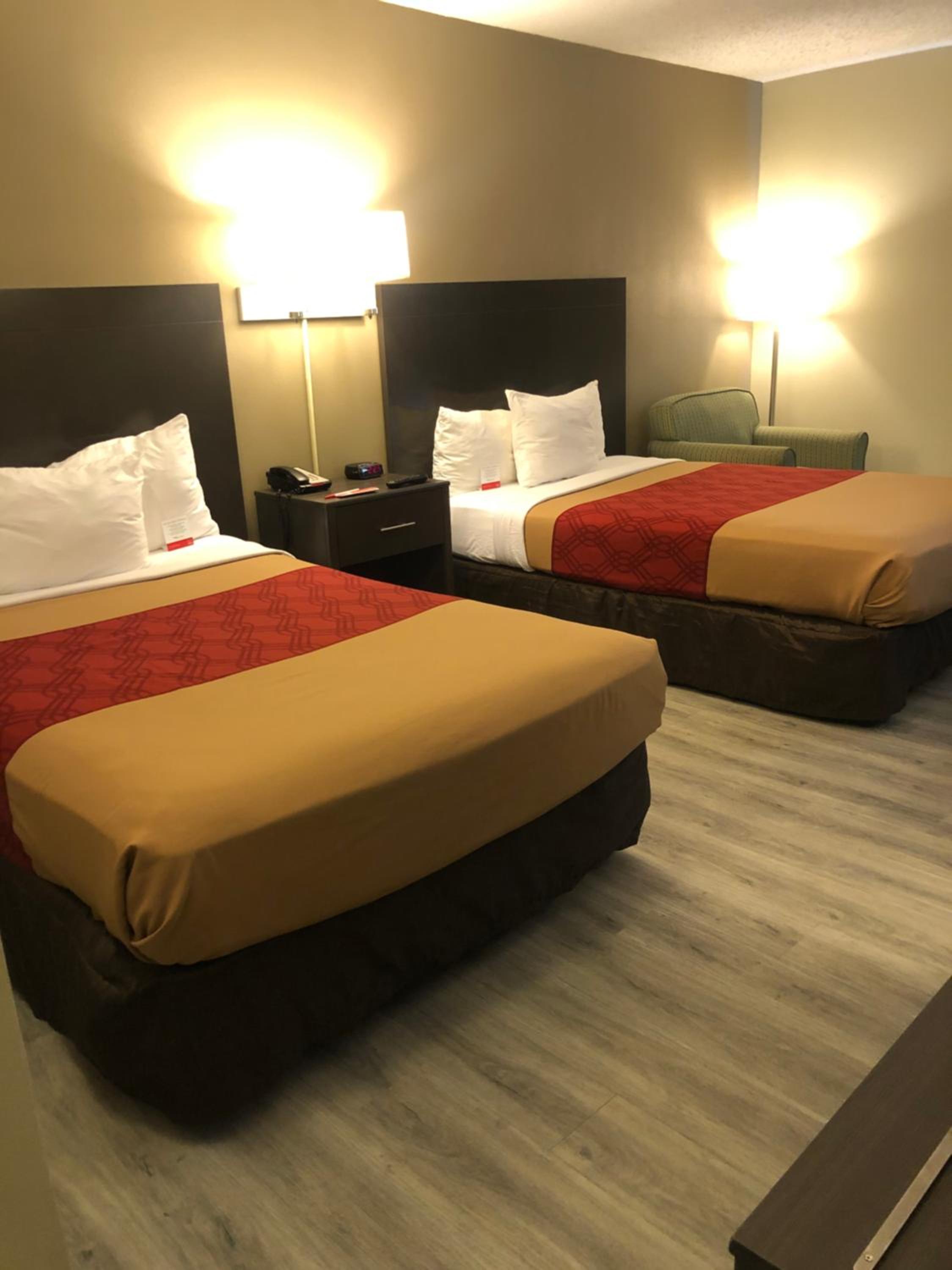 Family Double Room - Photo 4