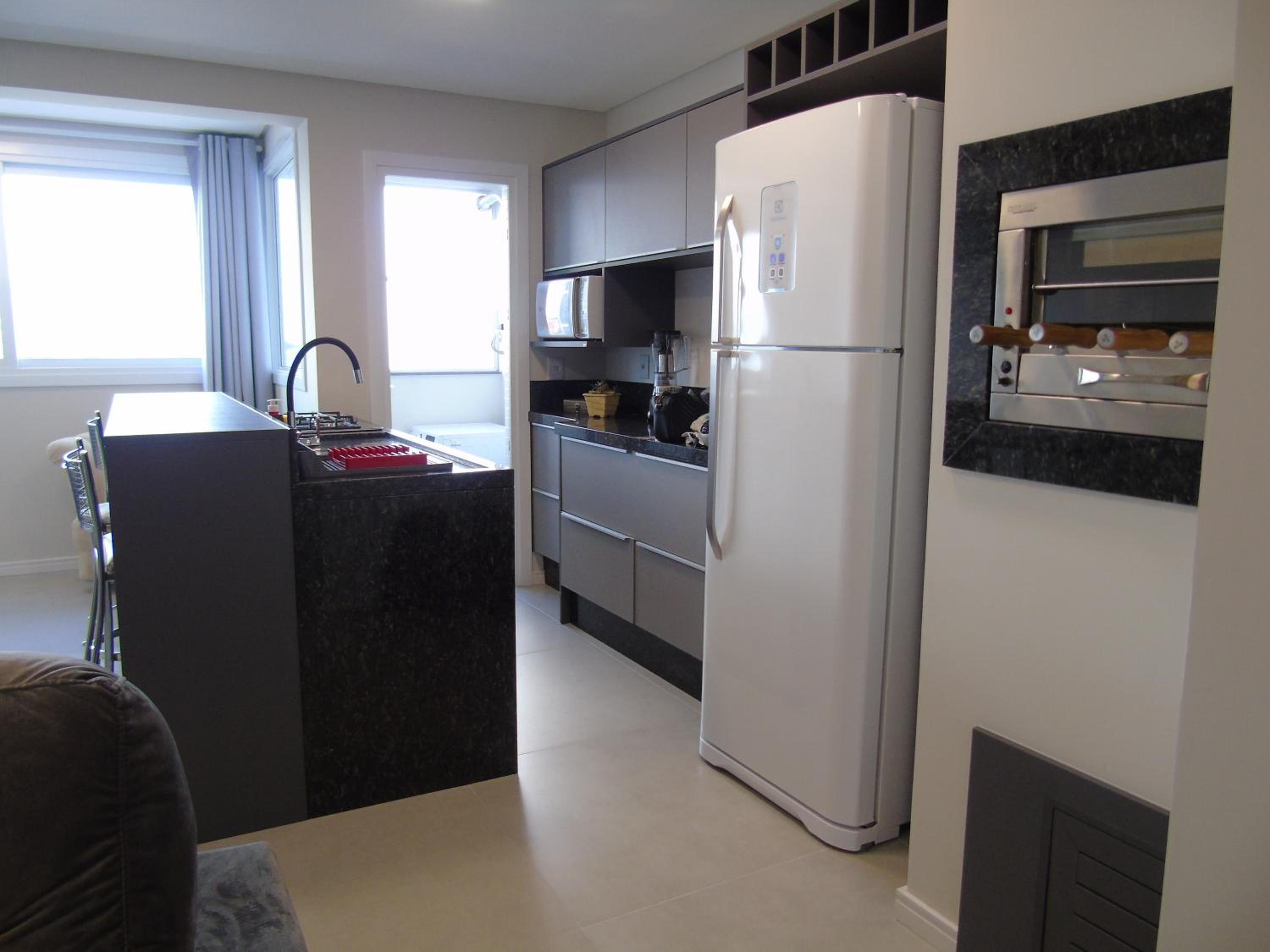 One-Bedroom Apartment - Photo 12