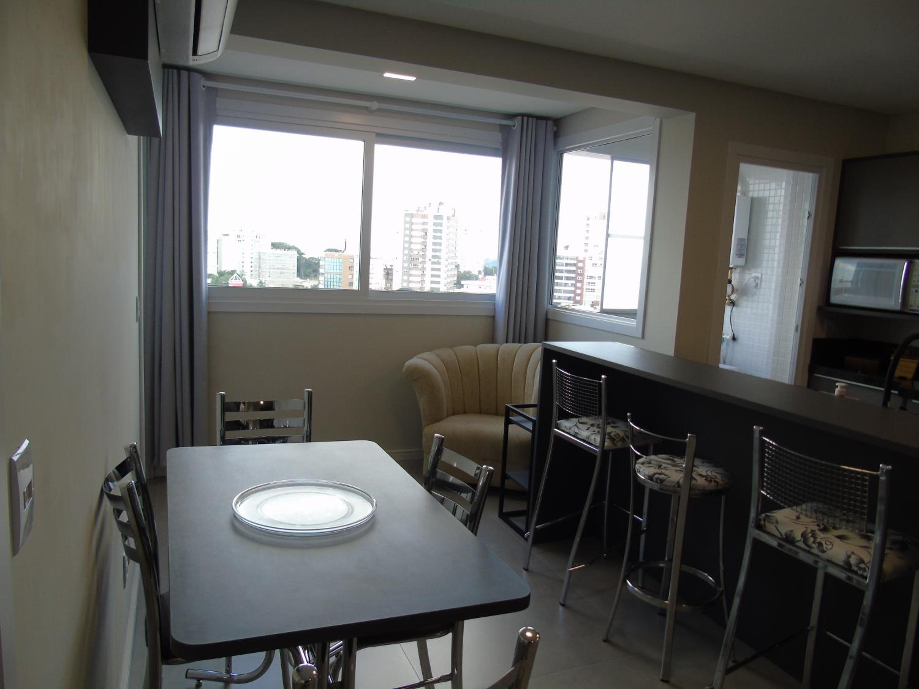 One-Bedroom Apartment - Photo 8